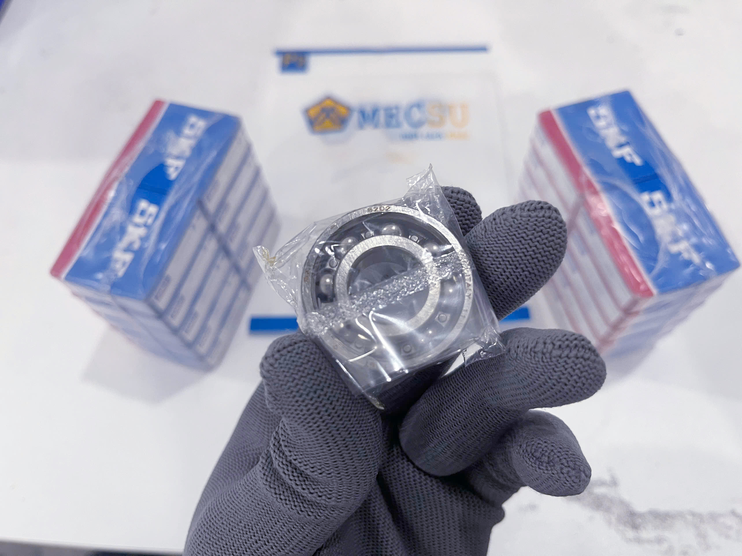  hình ảnh thực tế sắc nét vòng bi bạc đạn SKF không nắp được bán tại Mecsu