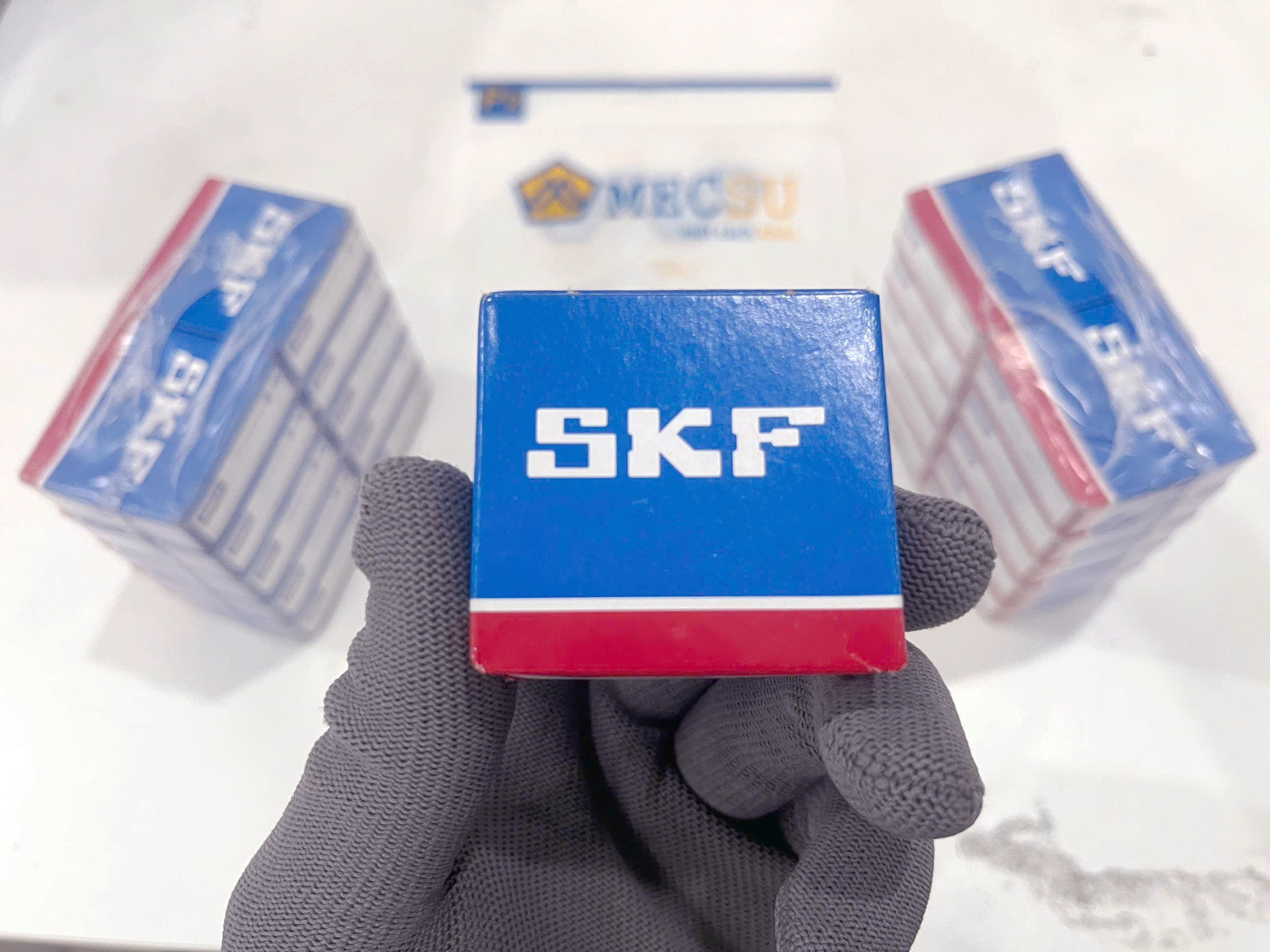  hình ảnh thực tế sắc nét vòng bi bạc đạn SKF không nắp được bán tại Mecsu