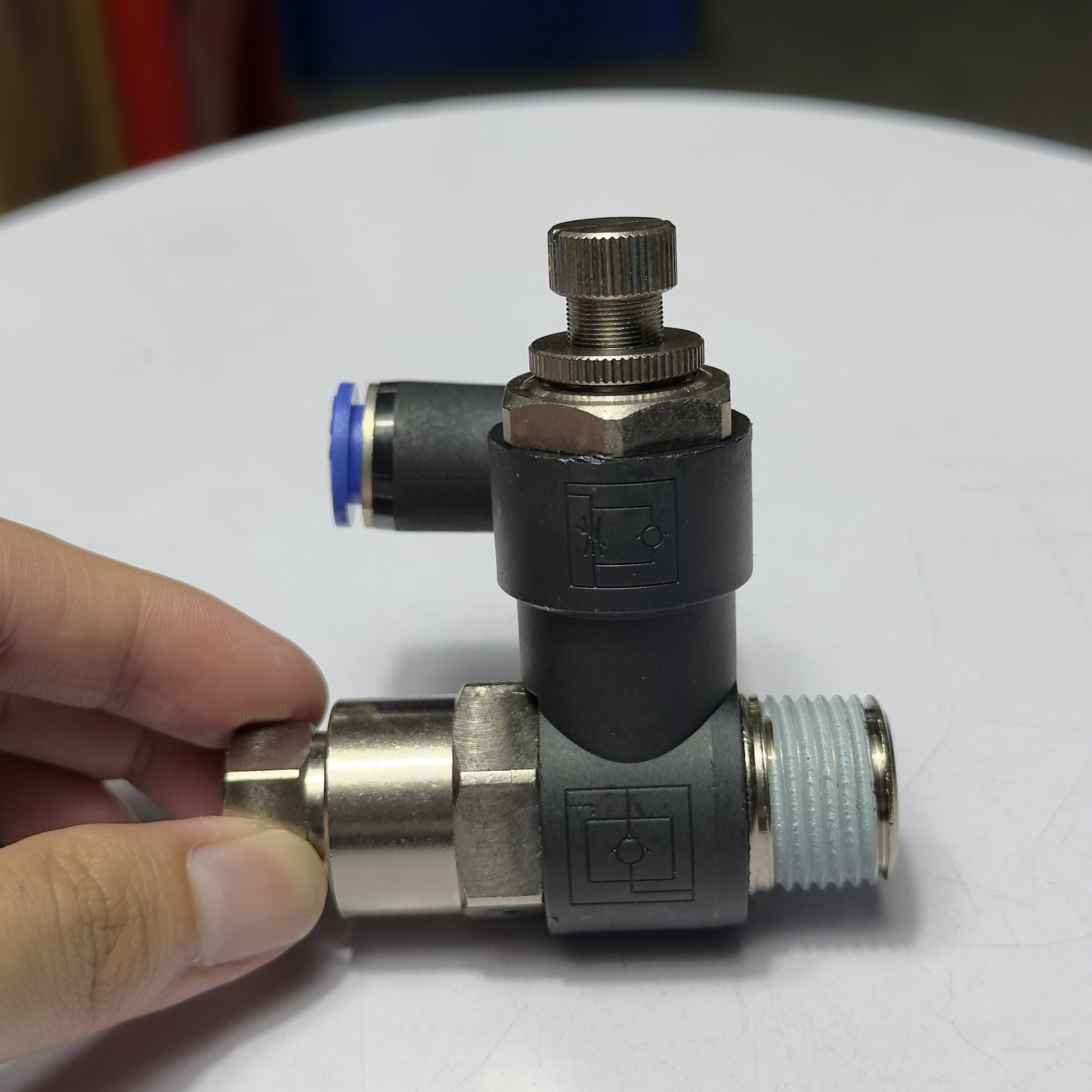 Hình ảnh Van Tiết Lưu Khí Nén CDC PVSC 1004