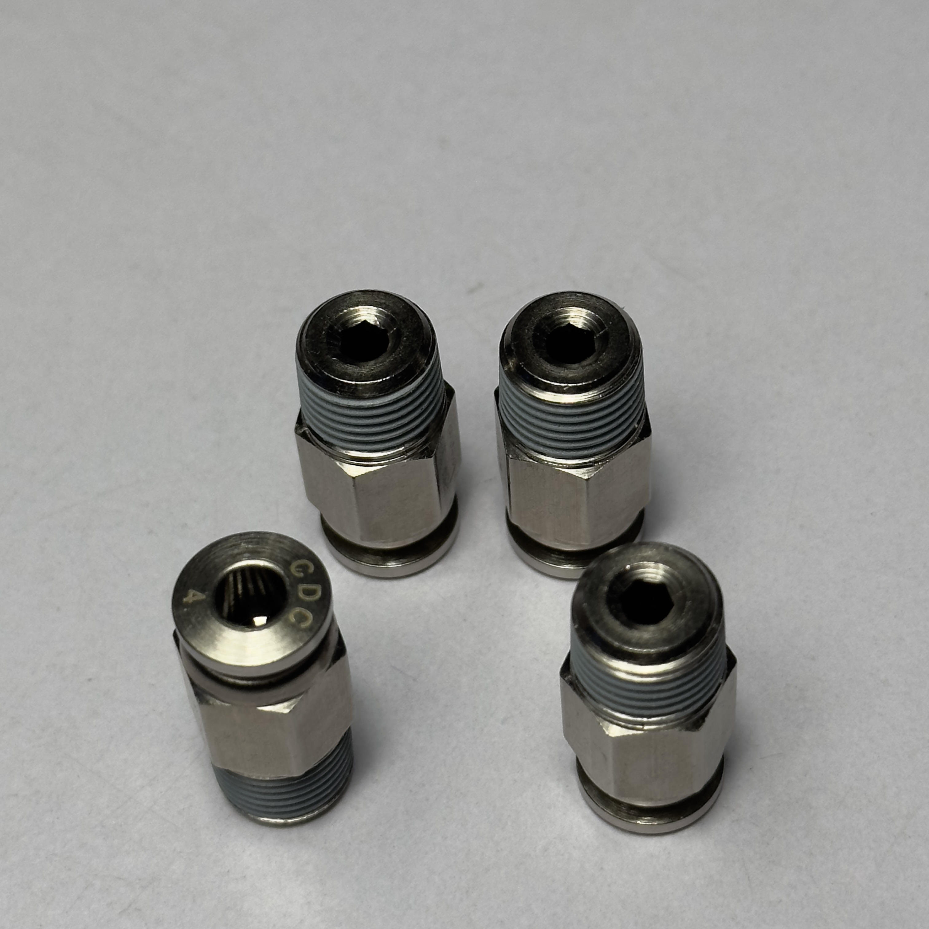 đầu nối nhanh khí nén đồng ren ngoài cdc phi 4 ren ngoài 1/8 inch CDC