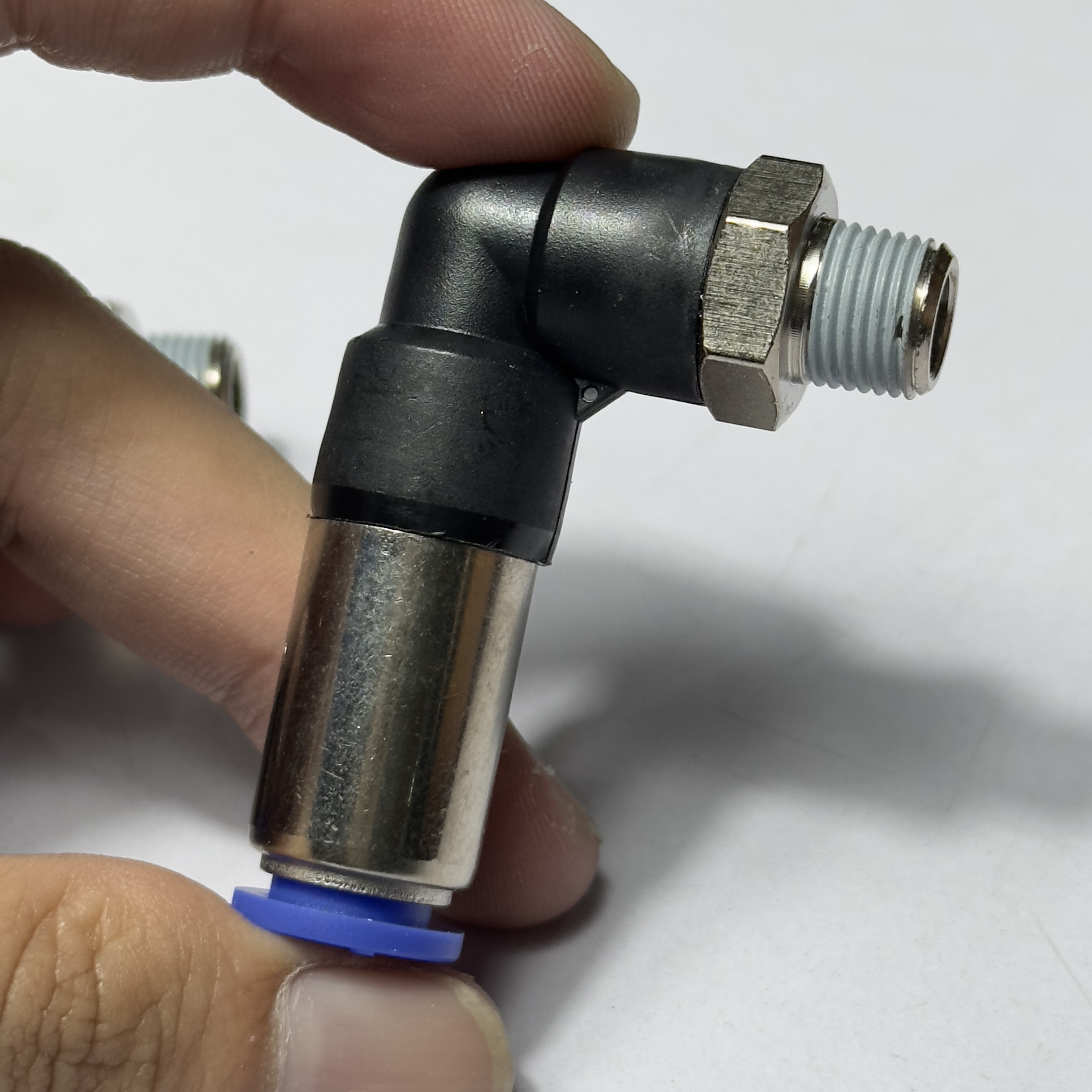 Hình ảnh Đầu Nối Nhanh Khí Nén Tự Ngắt Phi 8 mm Ren Ngoài R1/8" CDC SPL 0801