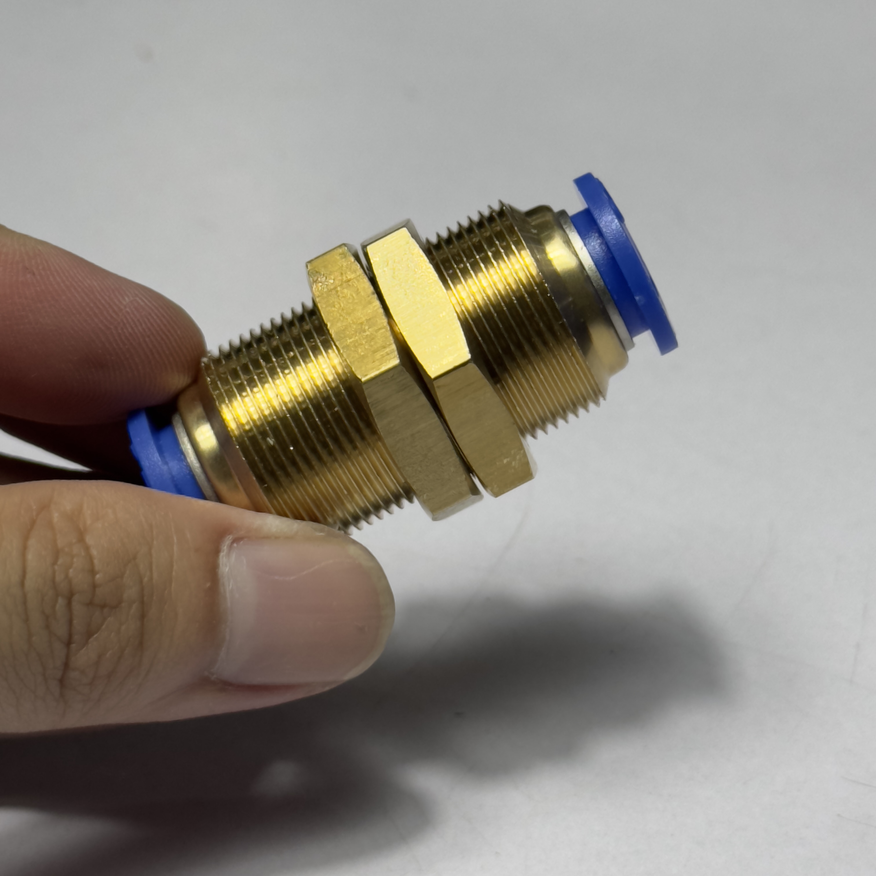 Hình ảnh Đầu Nối Nhanh Khí Nén Xuyên Vách CDC PMM 10