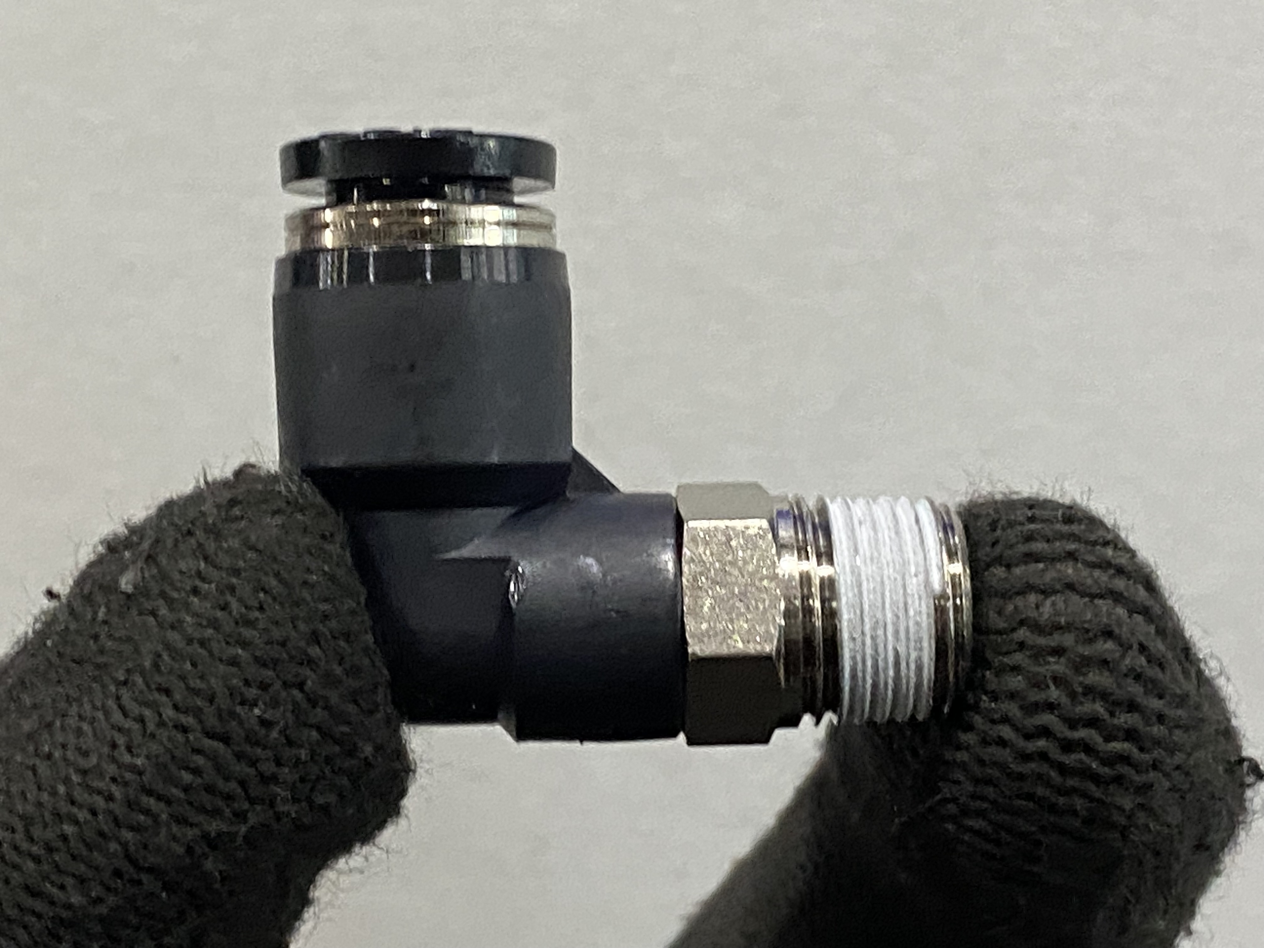 Đầu Nối Nhanh Khí Nén Cong 90° Phi 6mm Ren Ngoài R1/8 Pisco PL6-01 - Ảnh 5