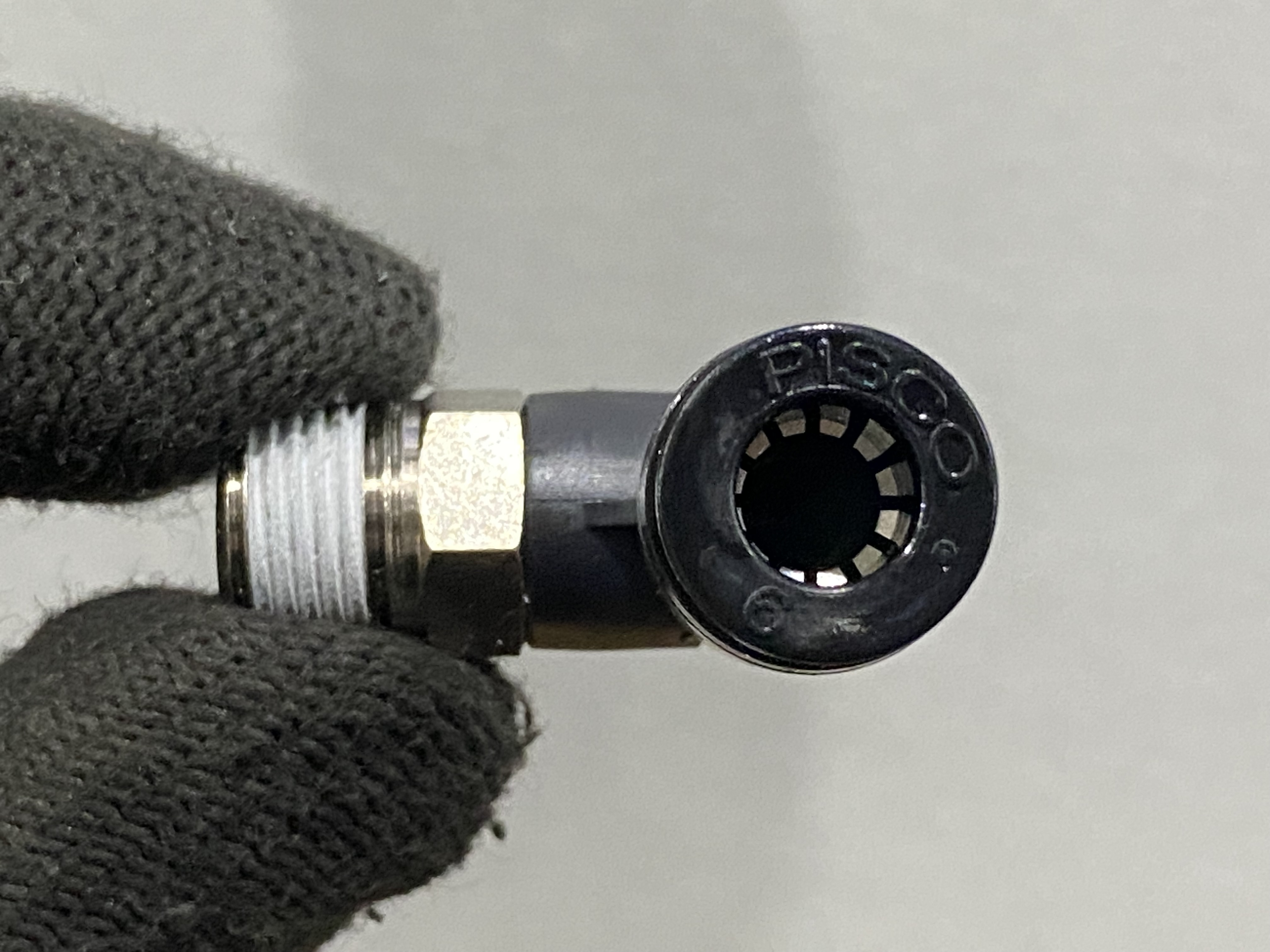 Đầu Nối Nhanh Khí Nén Cong 90° Phi 6mm Ren Ngoài R1/8 Pisco PL6-01 - Ảnh 4