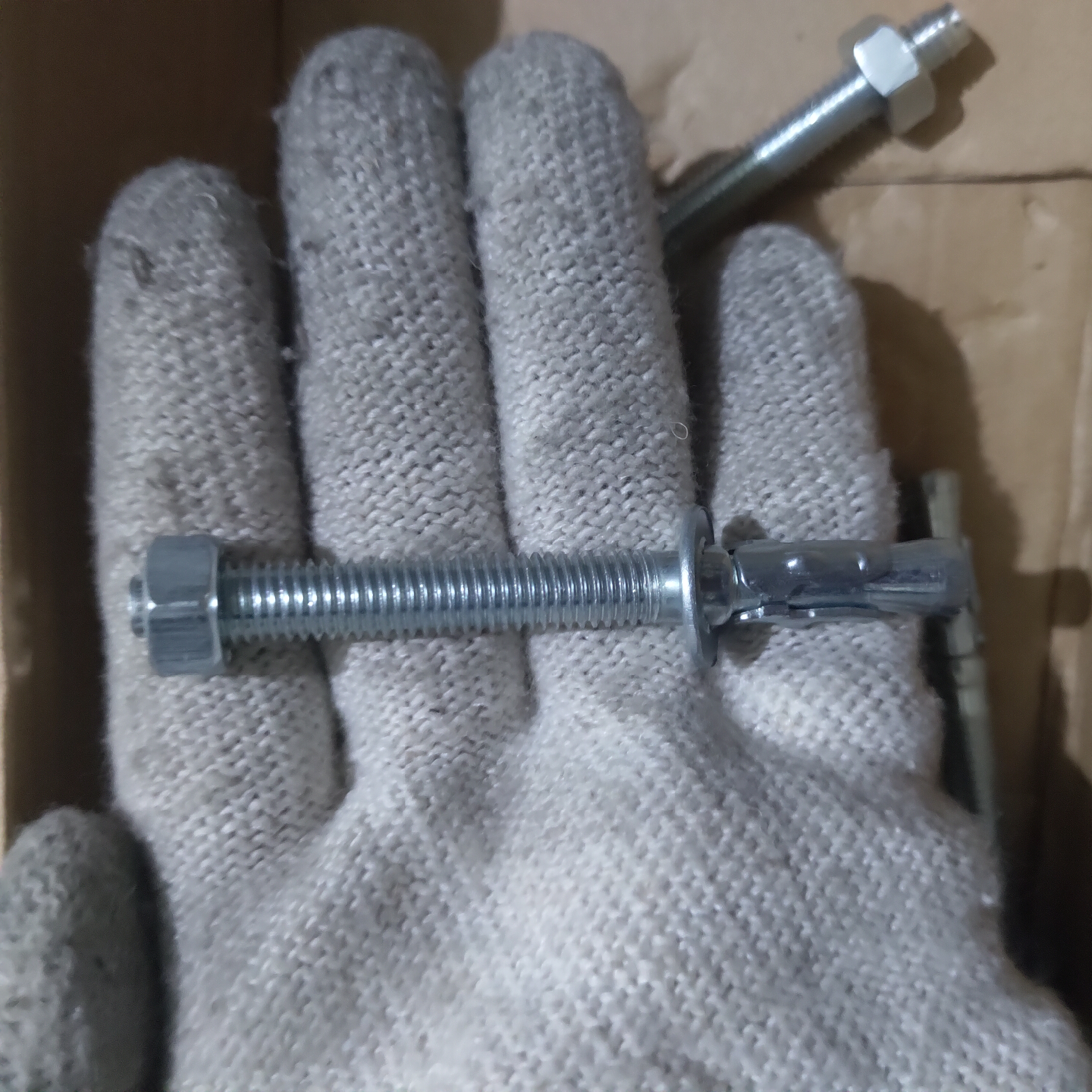 Đặc điểm thiết kế Tắc Kê Nở 3 Cánh