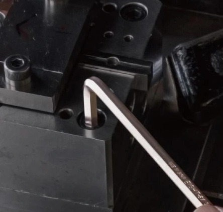 “Cách lắp đặt lục giác chìm col”