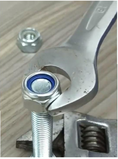 Tán Keo Inox 304 DIN985 M3 - Ảnh 8