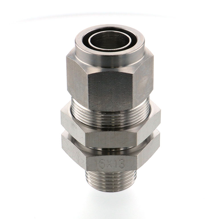 Alternative view of Đầu Ngạnh Nối Ống Có Đai Ốc Xiết Dạng Lắp Vách Ren Ngoài Pisco NSMC1613-03