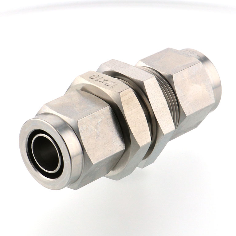 Alternative view of Đầu Ngạnh Nối Ống Có Đai Ốc Xiết Dạng Thẳng Lắp Kẹp Vách Pisco NSM1210