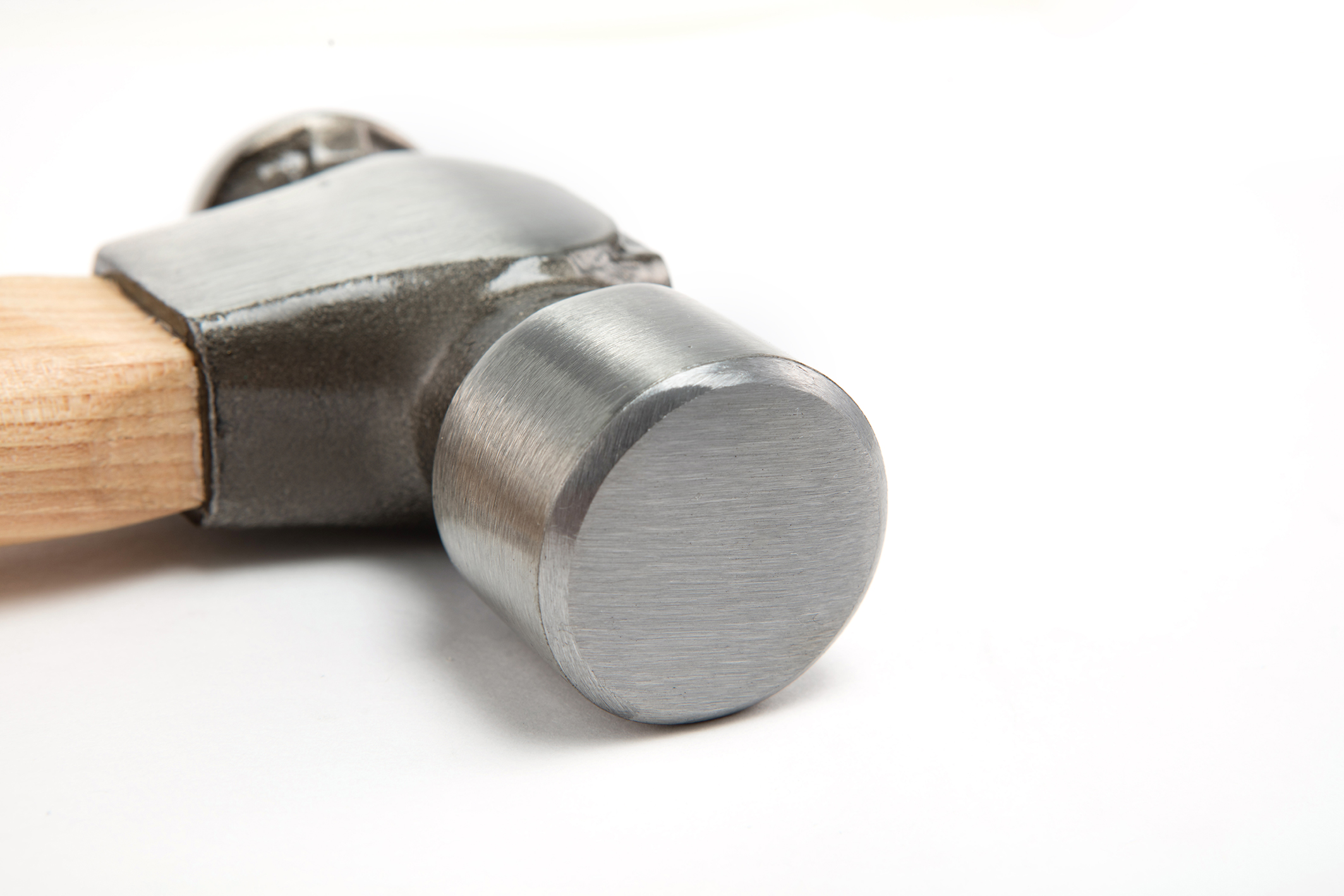 Búa Cán Gỗ Đầu Tròn 24Oz/680G SATA 92313 - Ảnh 7