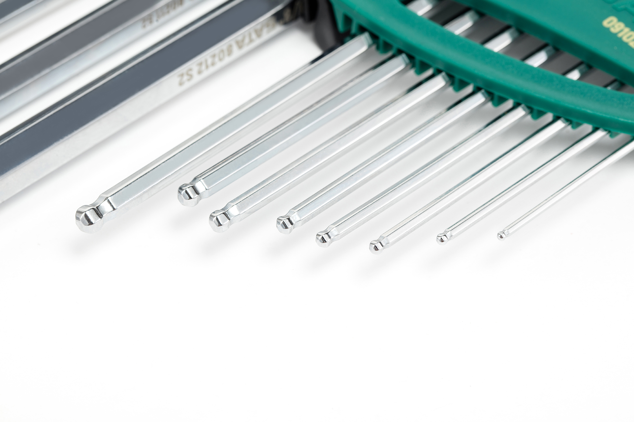 Alternative view of Bộ Cây Vặn Lục Giác Bi Loại Dài 12 Chi Tiết - Hệ In SATA 09102