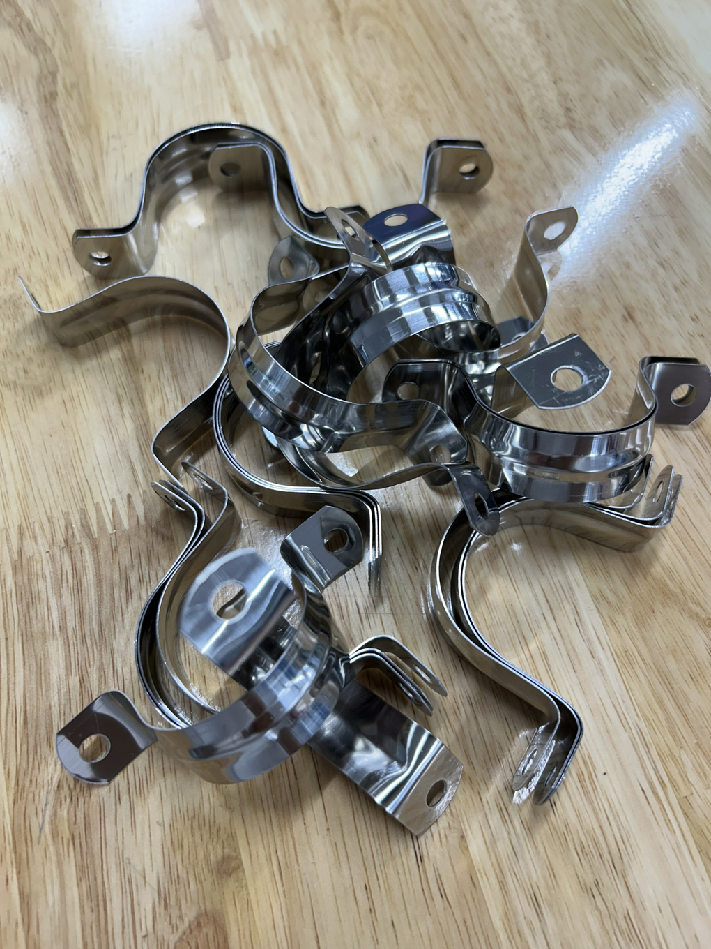 Cùm Omega Inox 304 (DN32) Ø42mm - Ảnh 3