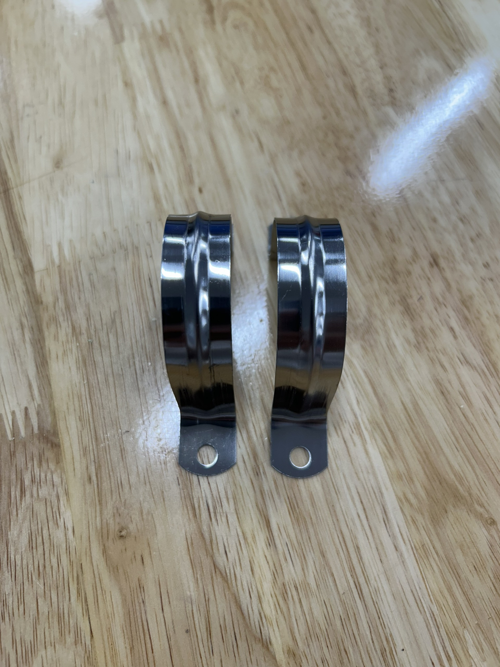 Cùm Omega Inox 304 (DN40) Ø49mm - Ảnh 2