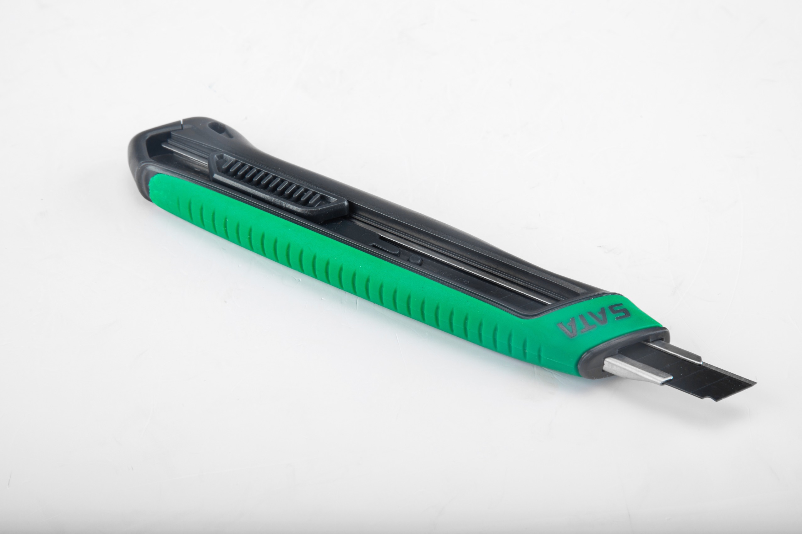 Alternative view of Dao Rọc Giấy Dòng T Tay Cầm Nhựa ABS, TPR 9mm Sata 93481