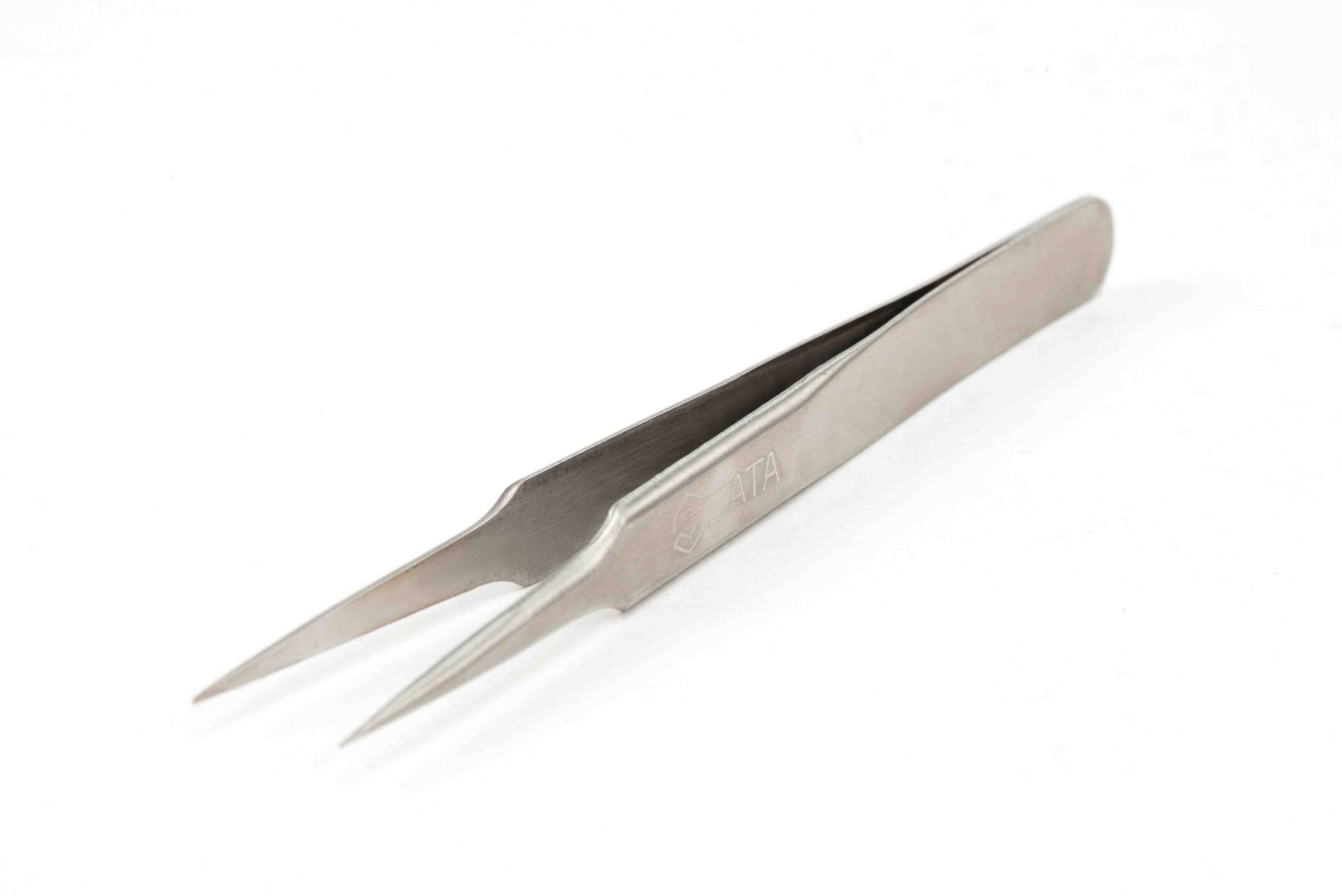 Nhíp Nhọn 115mm Sata 03105