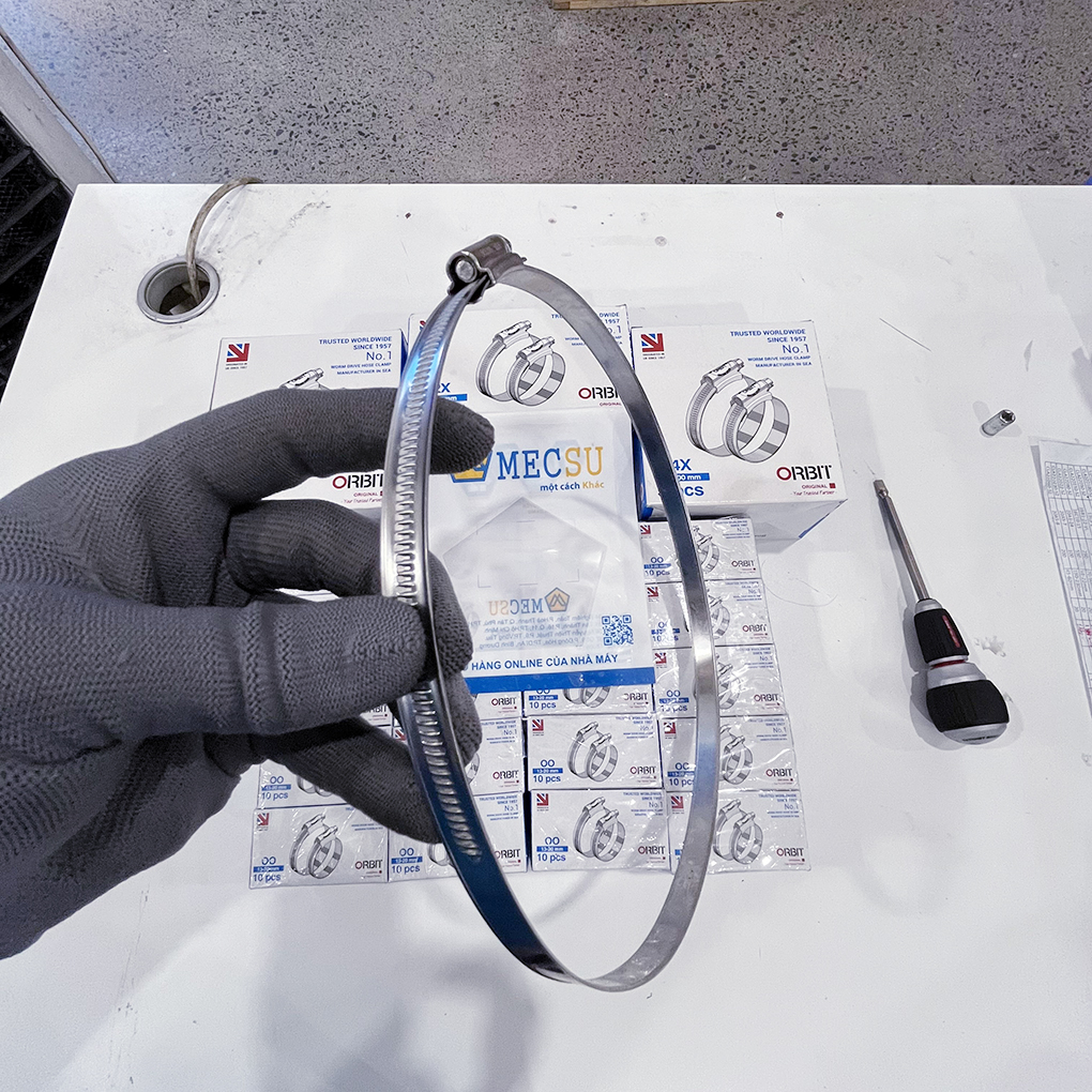 Alternative view of Đai Siết Cổ Dê Inox 304 Orbit 190-230mm Chính Hãng