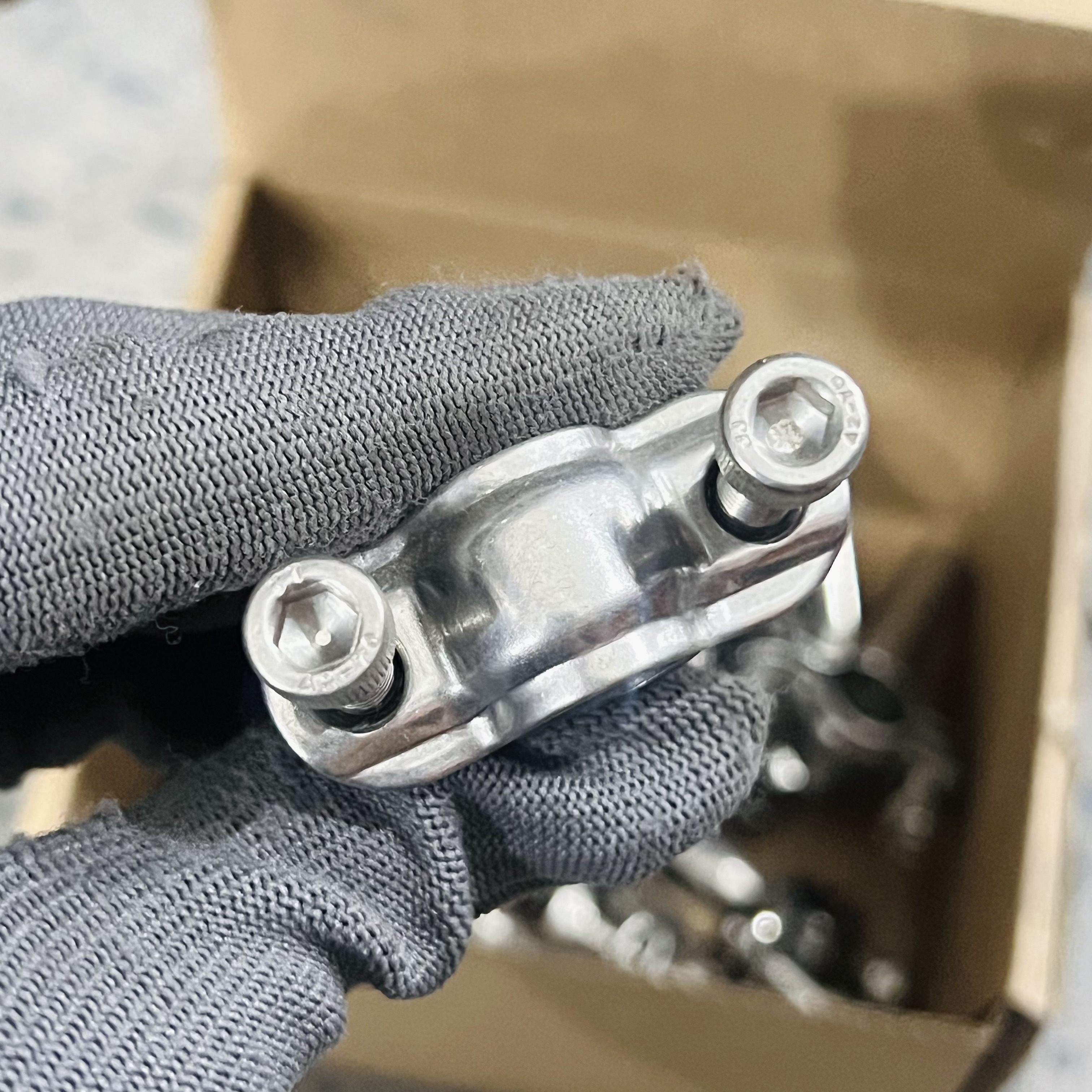 Đai Kẹp Ống Có Chân Hàn Inox 304 5/8Inch - Ảnh 3