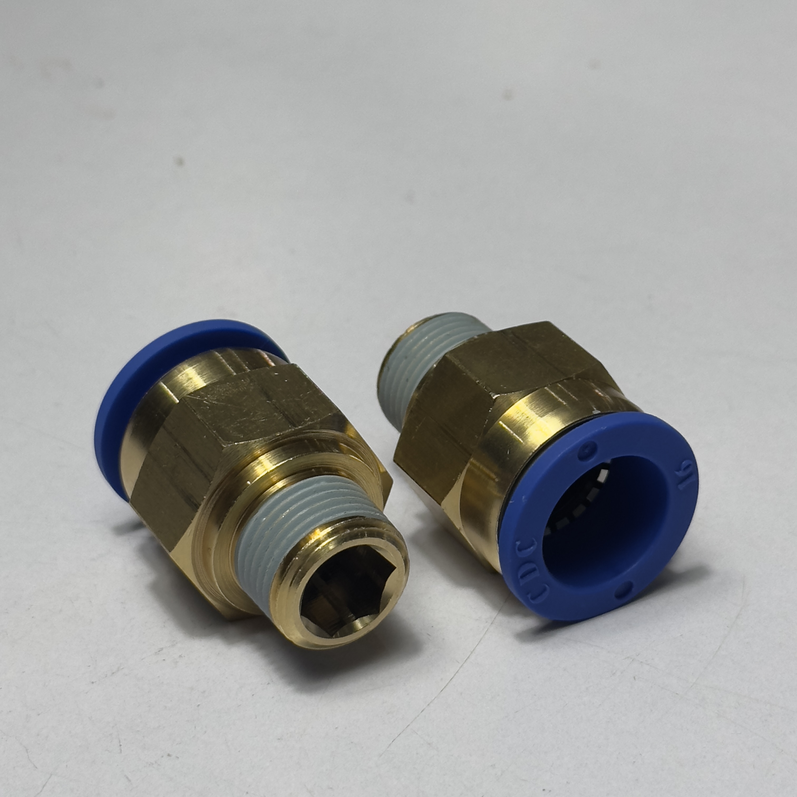 Alternative view of Đầu Nối Nhanh Phi 16 Ren 3/8 CDC MPC 1603 Giá Rẻ