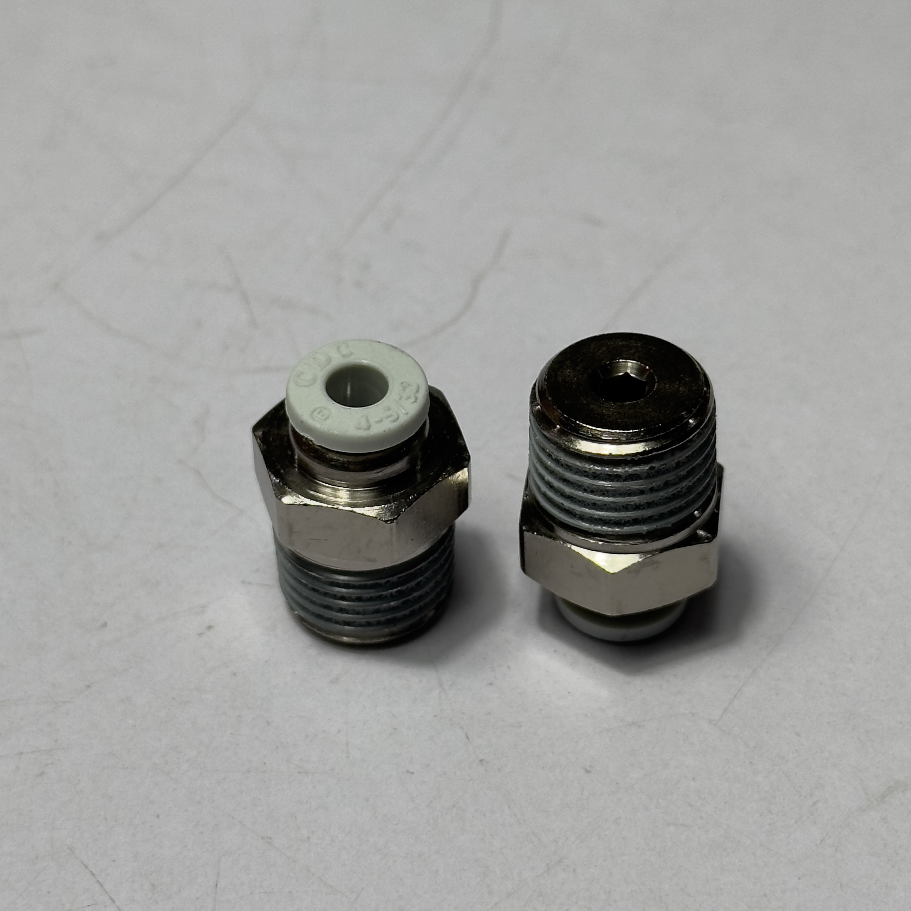 Alternative view of Đầu Nối Nhanh Phi 4 Ren 1/4 CDC MPC 0402N-W Giá Tốt