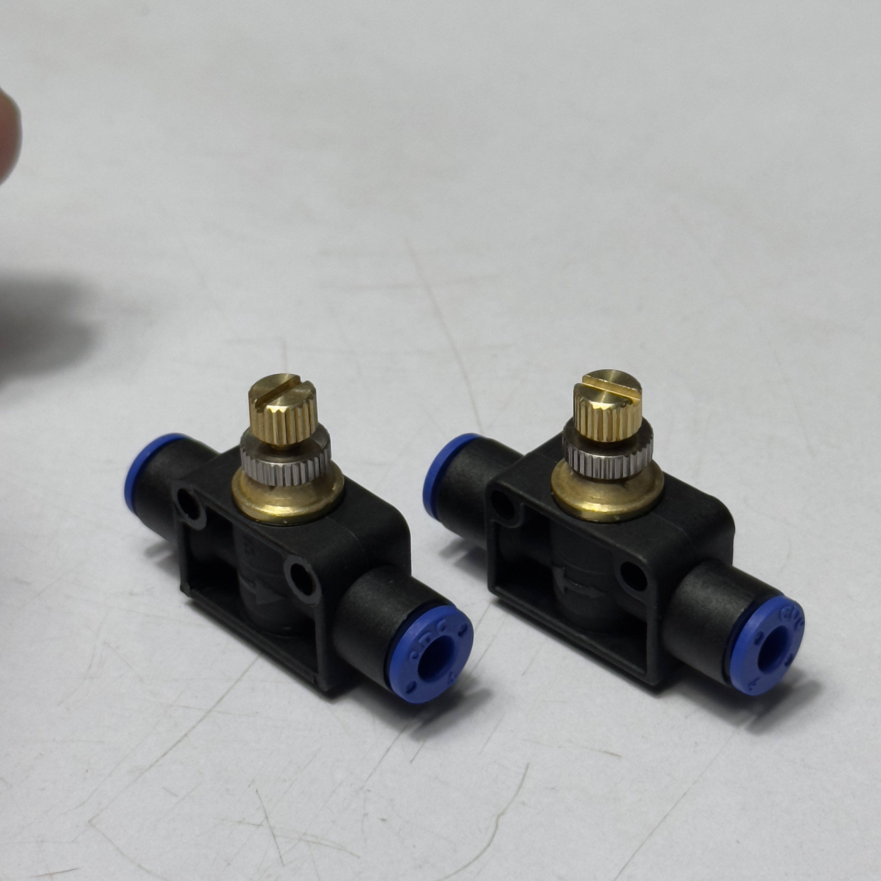 Alternative view of Van Tiết Lưu CDC MSF Phi 4 Tiết Kiệm Giá Rẻ