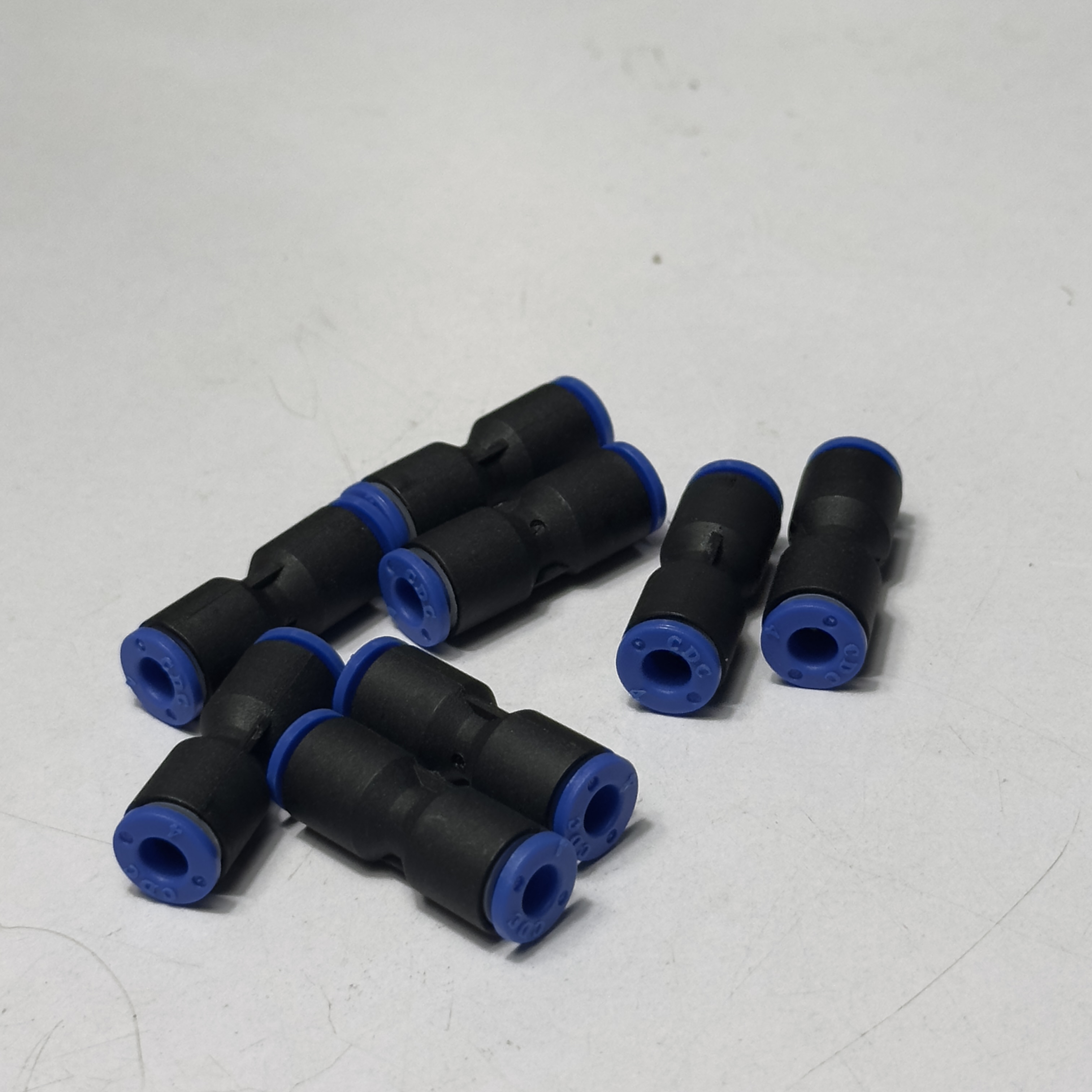 Alternative view of Đầu Nối Nhanh Phi 4 Đen CDC MPUC 04 Bền 2025