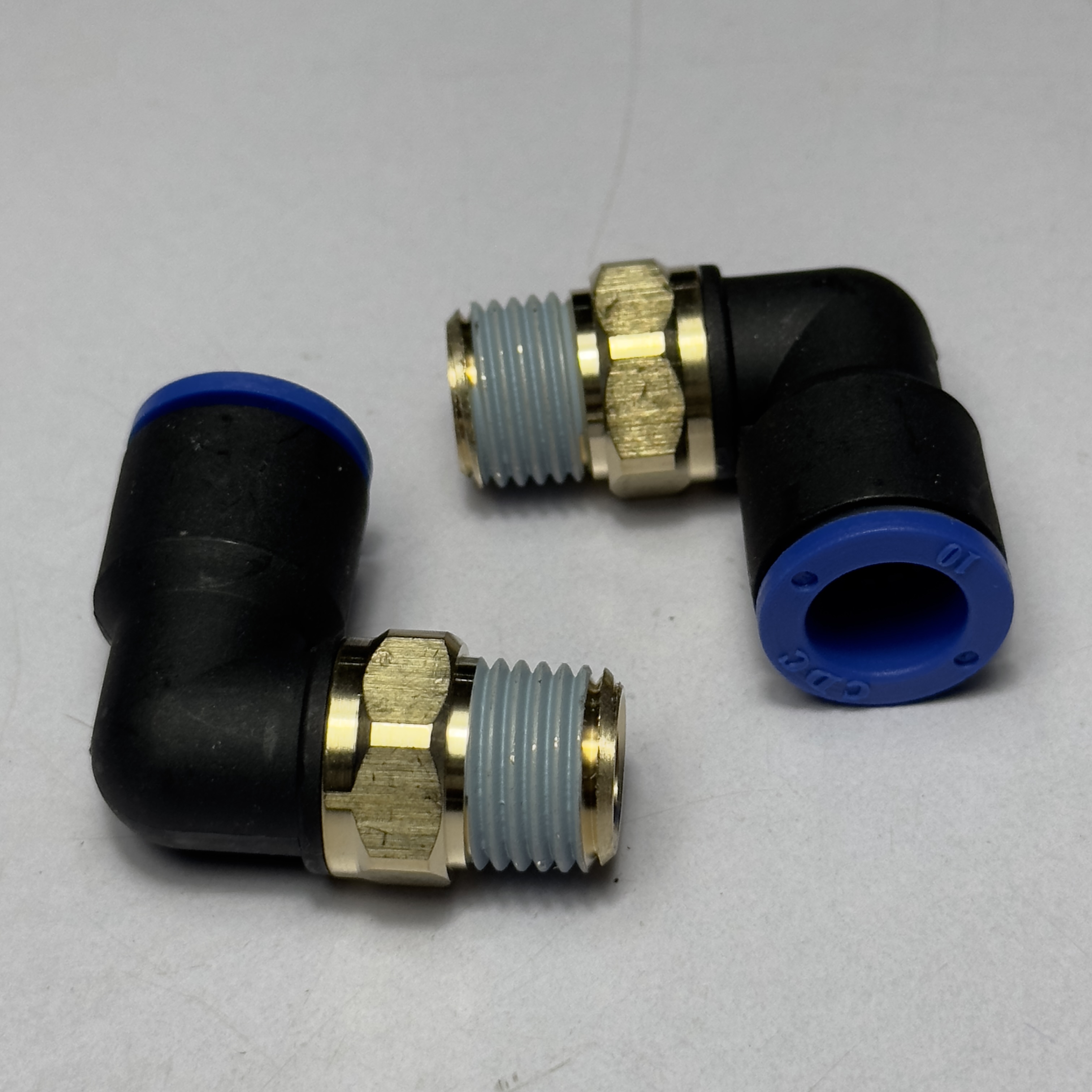 Alternative view of Đầu Nối Nhanh Cong Phi 10 Ren 1/4 CDC MPL 1002 Giá Rẻ