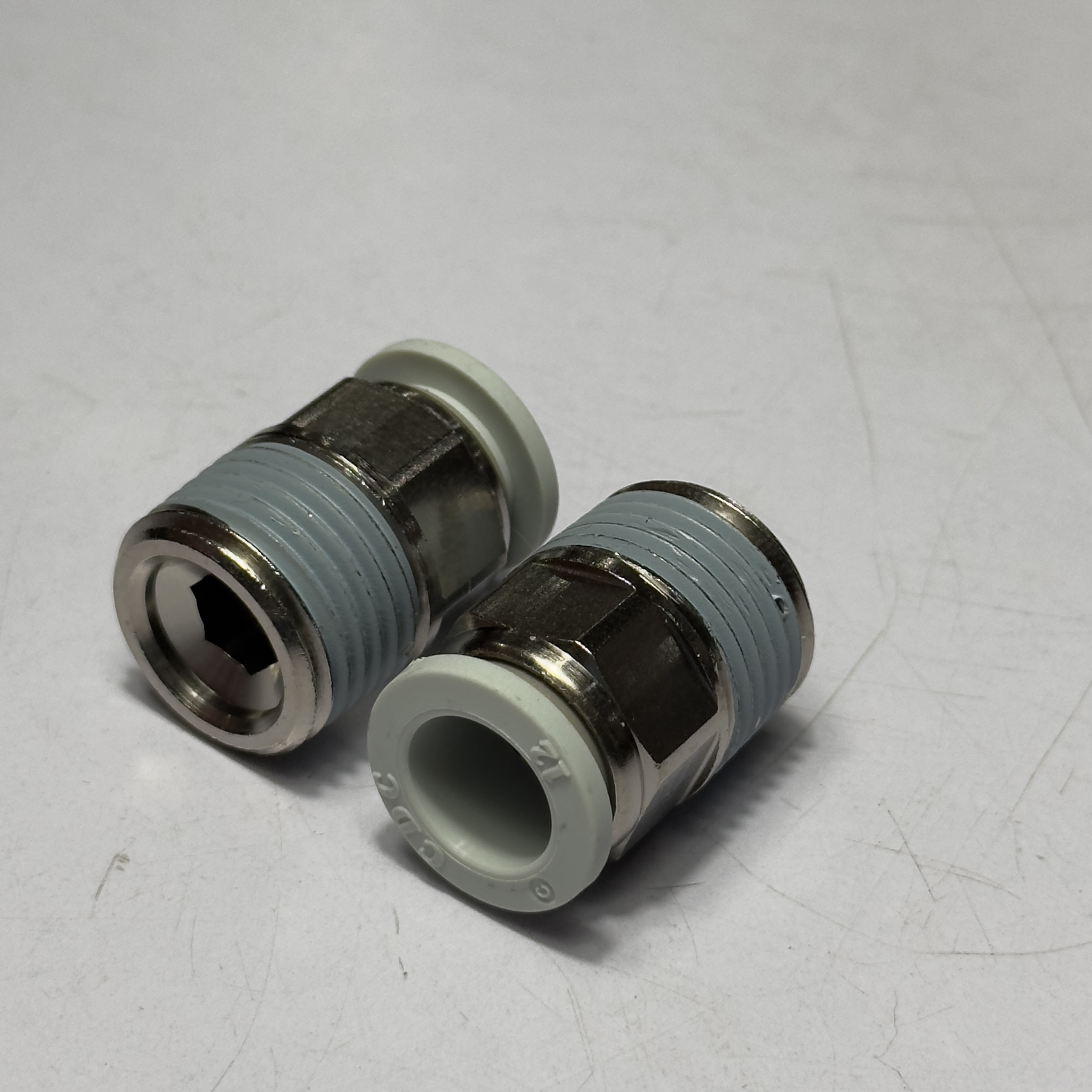 Alternative view of Đầu Nối Nhanh Phi 12 Ren 1/2 CDC MPC 1204N-W Rẻ Nhất