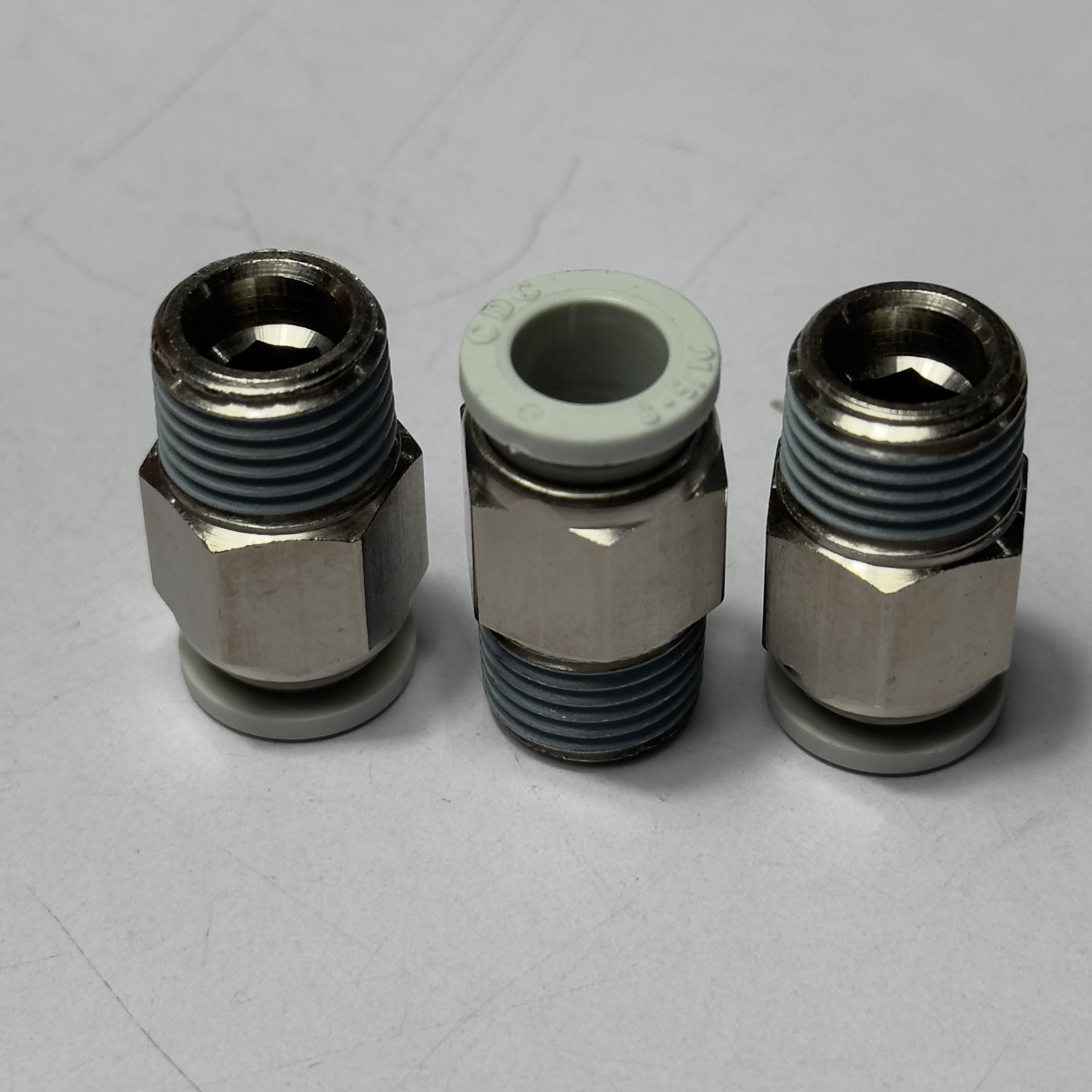 Alternative view of Đầu Nối Nhanh Phi 8 Ren 1/4 CDC MPC 0802N-W Rẻ Nhất