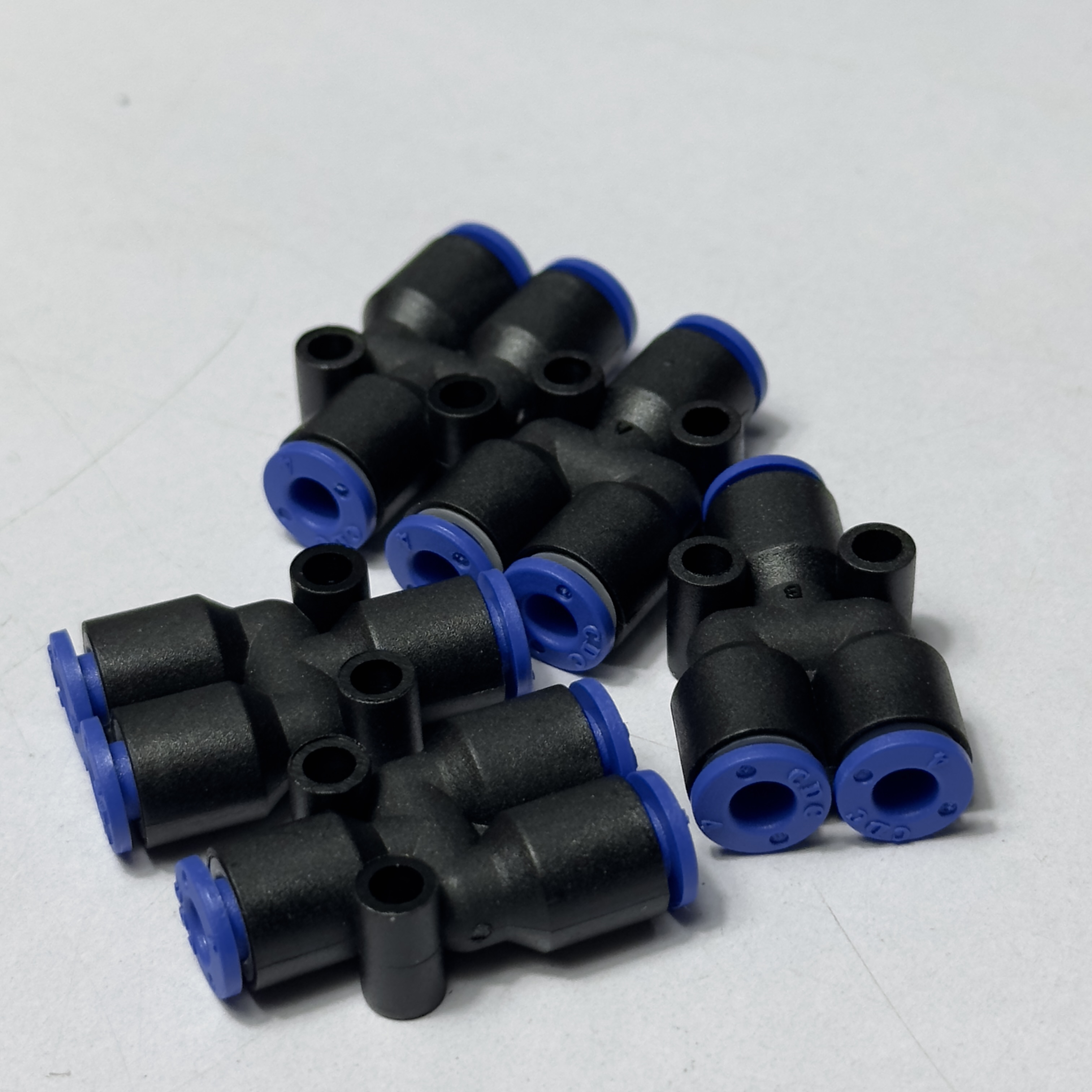 Alternative view of Đầu Nối Nhanh Chữ Y Phi 4 CDC MPY 04 Rẻ Nhất