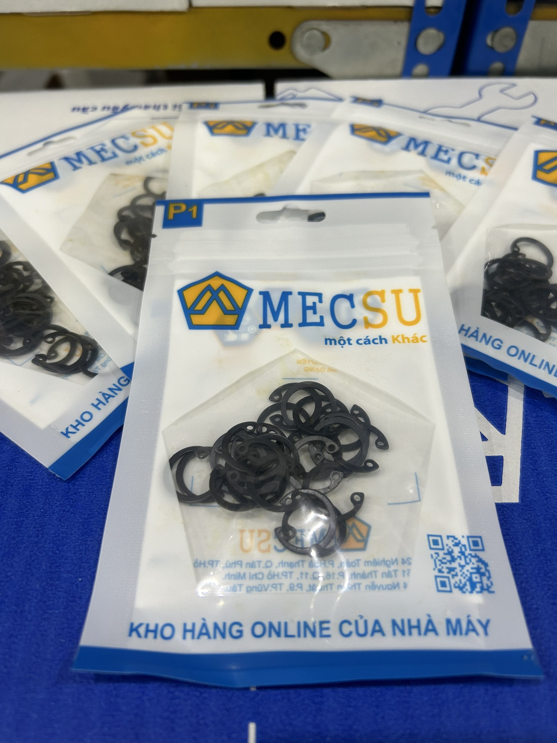 Phe Gài Lỗ Thép 65Mn DIN472 D15x1.0 (25Cái/Bịch) - Ảnh 3