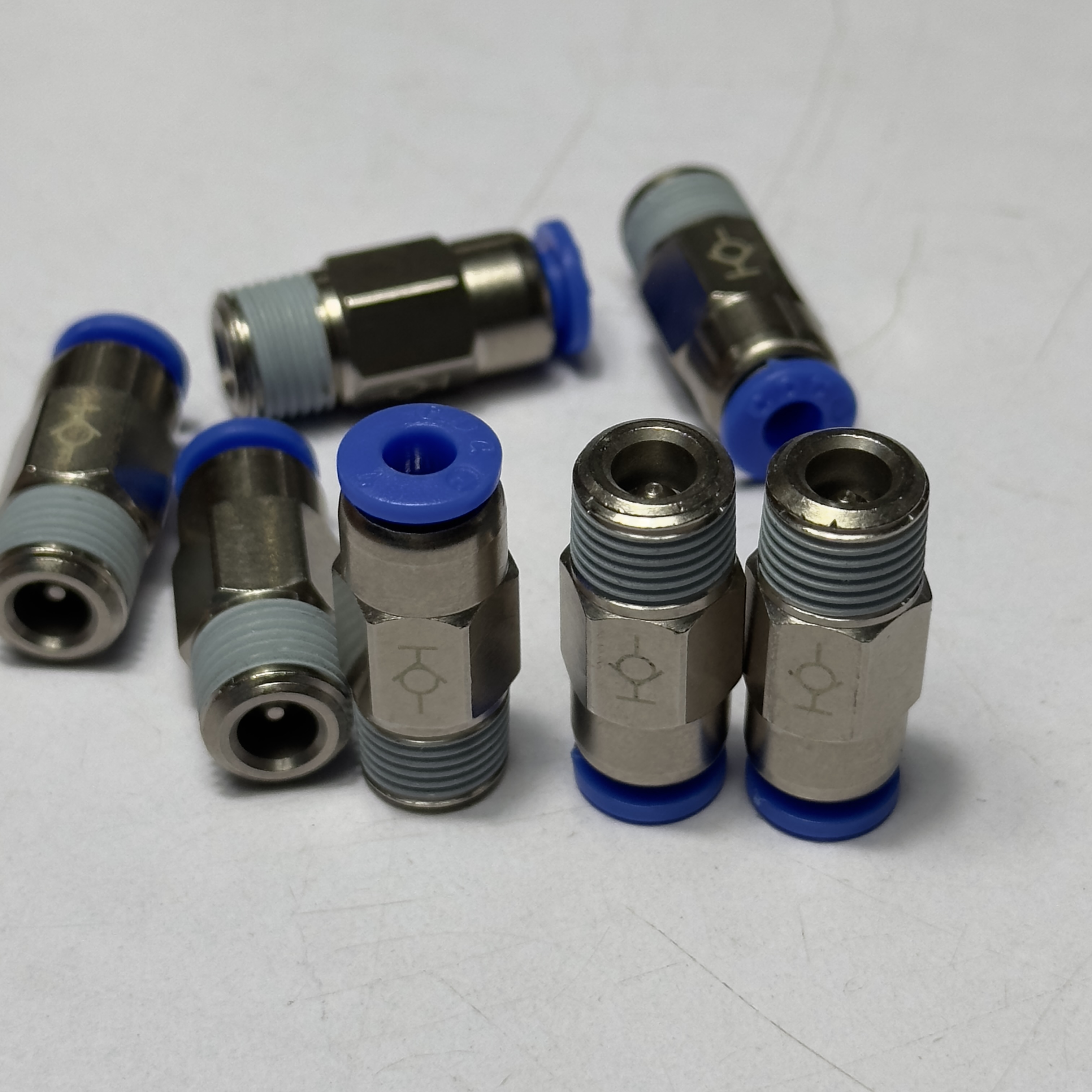 Alternative view of Đầu Nối Nhanh Tự Ngắt Phi 4 Ren 1/4 CDC SPC 0401 Rẻ