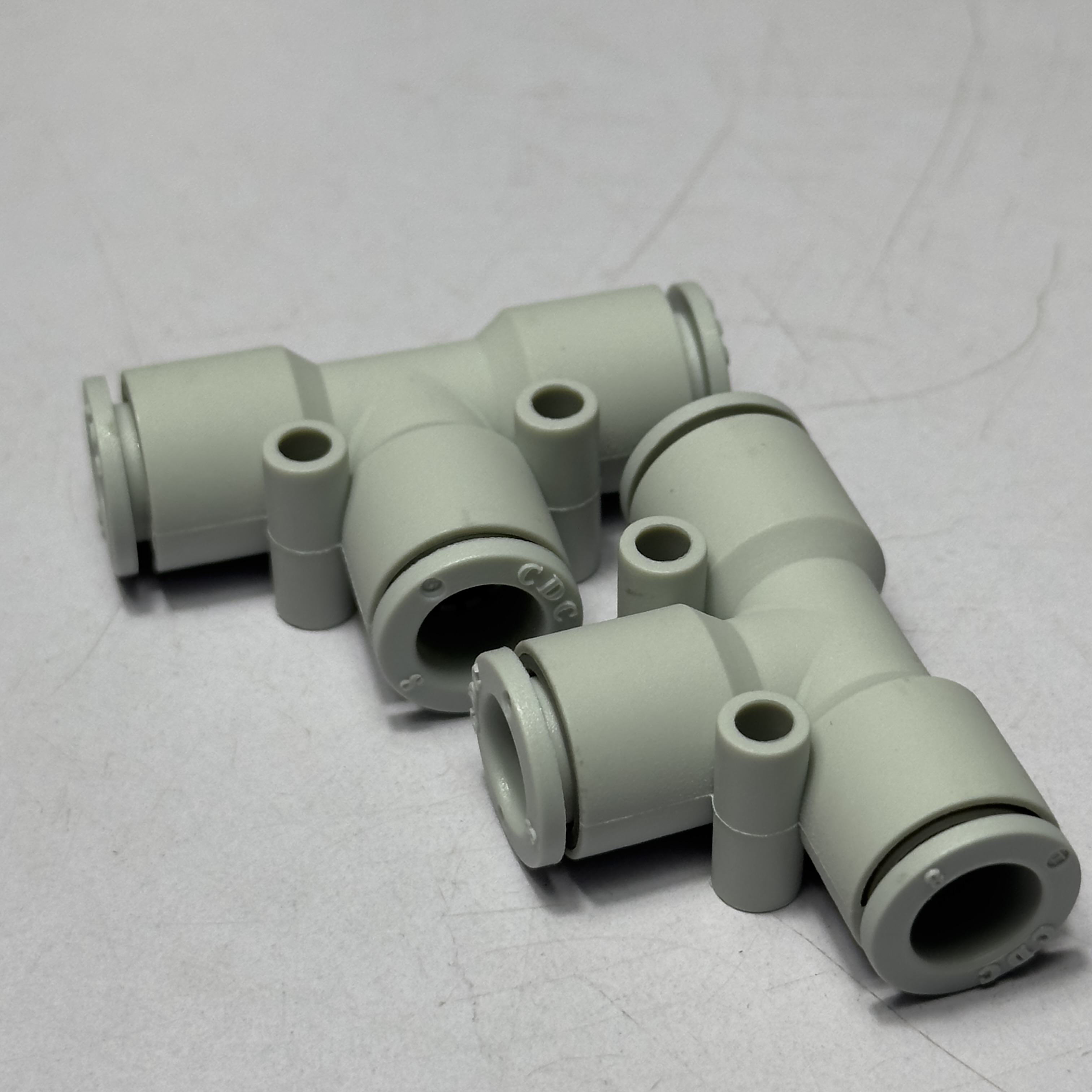 Alternative view of Đầu Nối Nhanh Chữ T Phi 8 Trắng CDC MPUT 08-W Rẻ Nhất