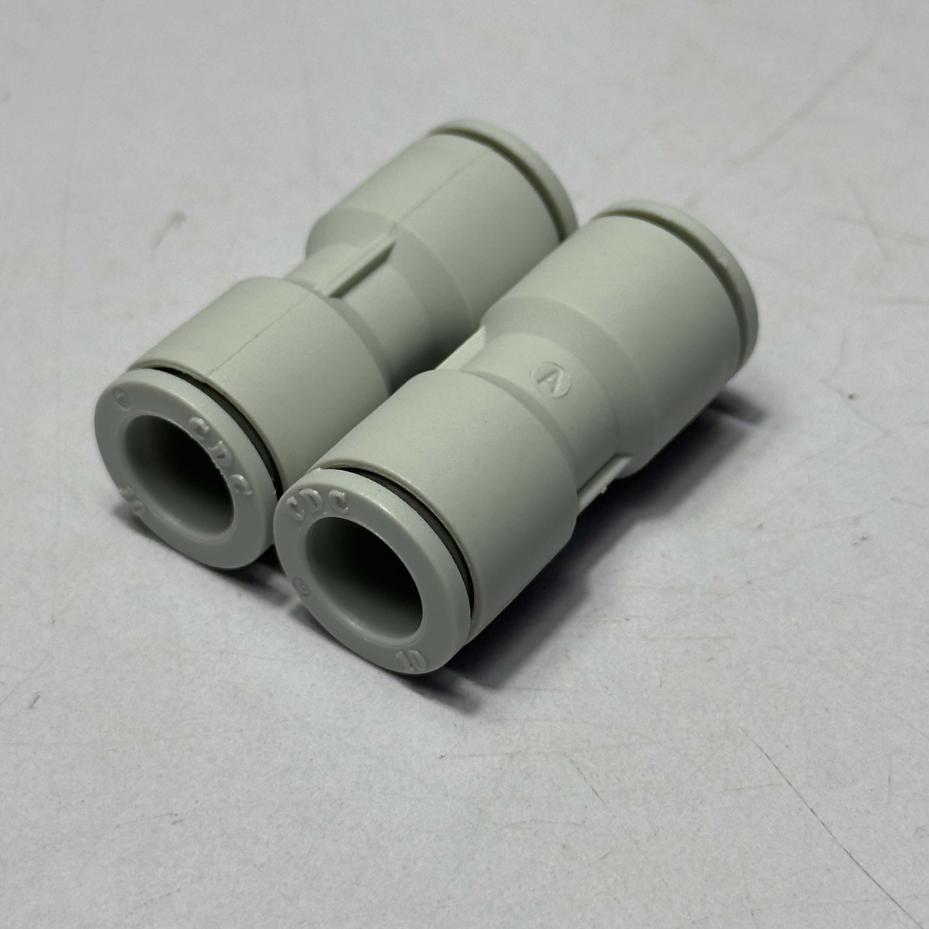 Alternative view of Đầu Nối Nhanh Phi 10 Trắng CDC MPUC 10-W Giá Rẻ