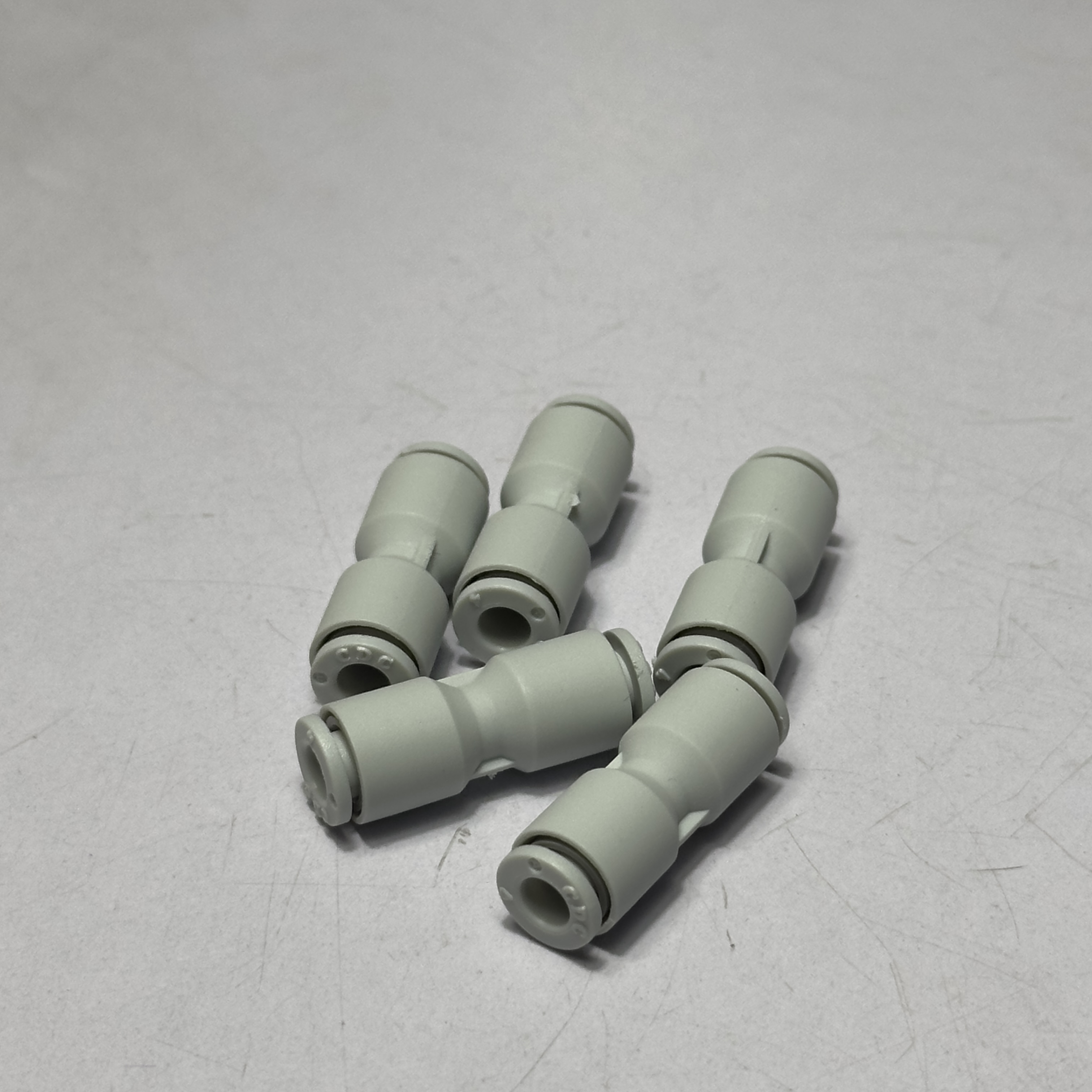 Alternative view of Đầu Nối Nhanh Phi 4 Trắng CDC MPUC 04-W Giá Rẻ