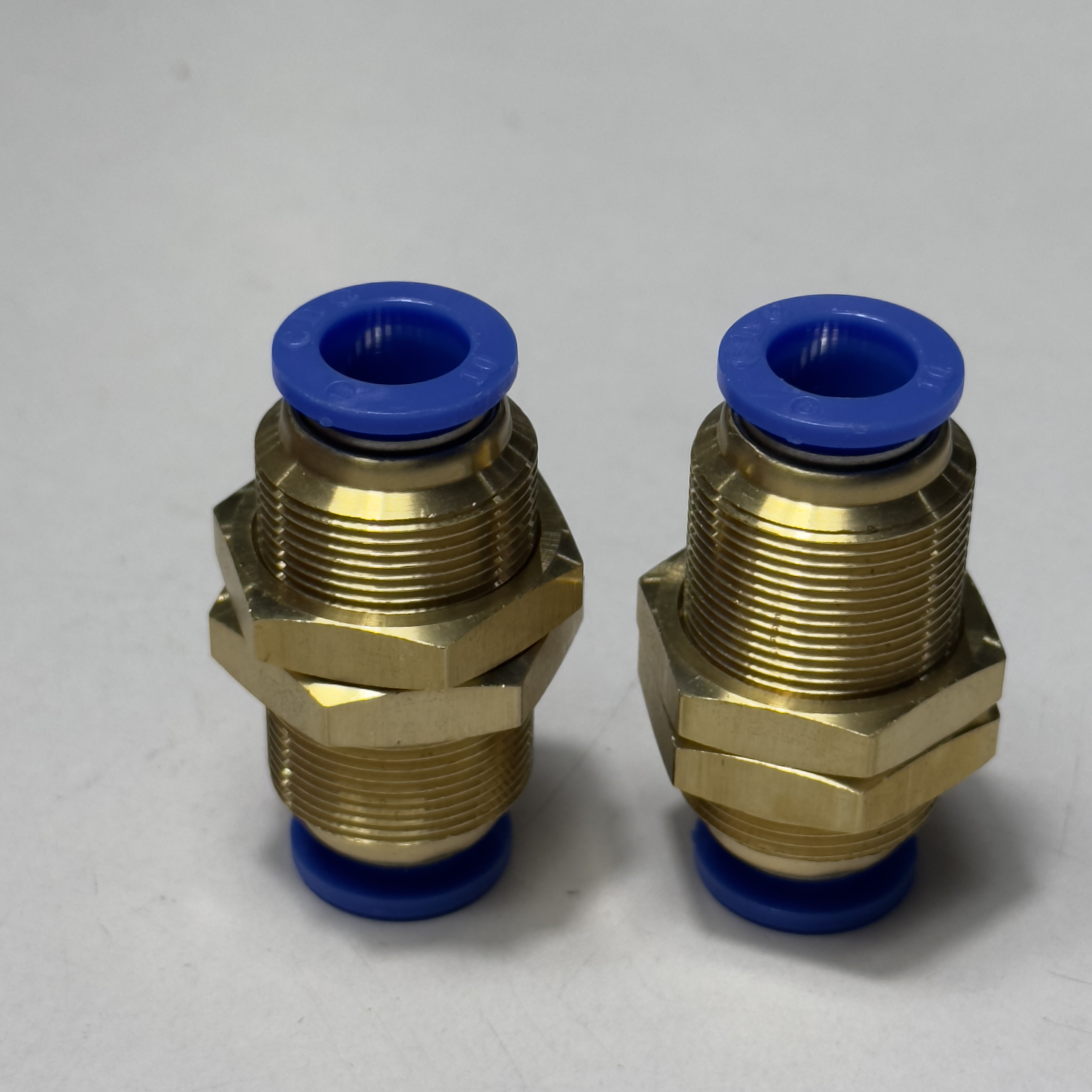 Alternative view of Đầu Nối Nhanh Xuyên Vách Phi 10 CDC PMM 10 Bền 2025