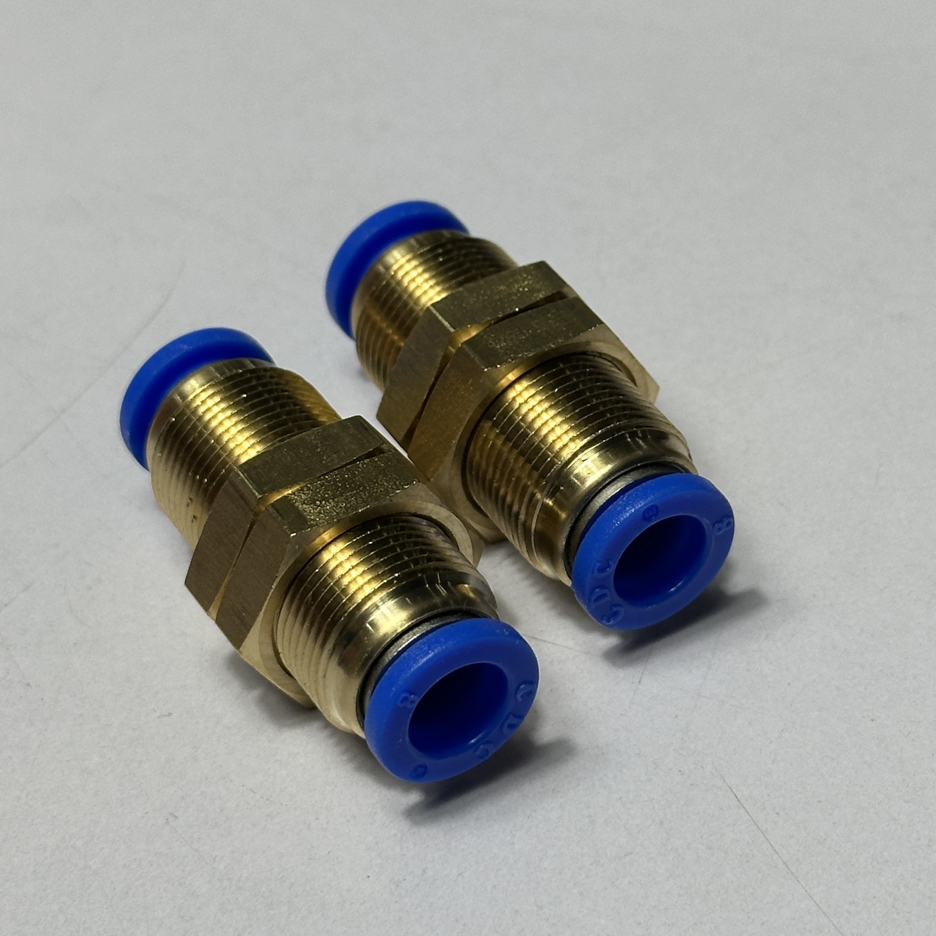 Alternative view of Đầu Nối Nhanh Xuyên Vách Phi 8 CDC PMM 08 Rẻ 2025