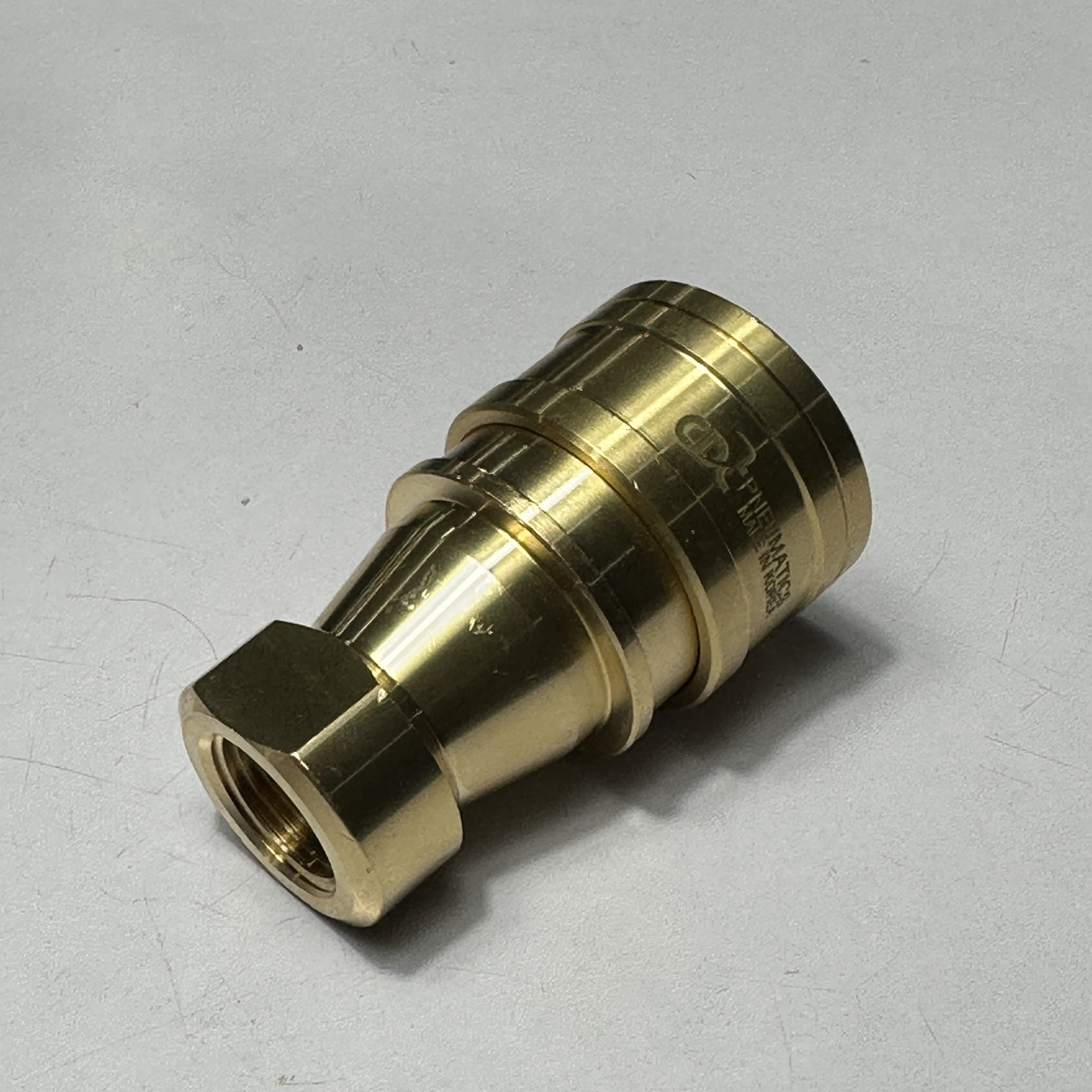 Alternative view of Khớp Nối Khí Nén Bi Cái Ren Rc1/2 Đồng CDC SP 04S Rẻ Nhất