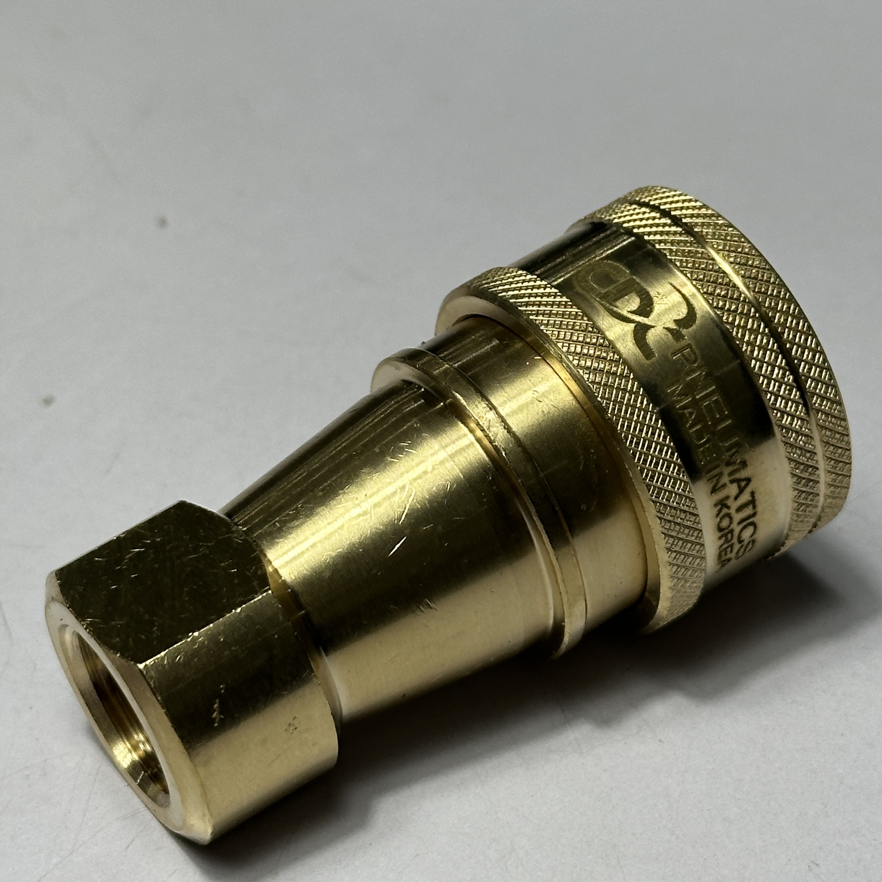 Alternative view of Khớp Nối Khí Nén Bi Cái Ren Rc3/8 Đồng CDC SP 03S Giá Tốt