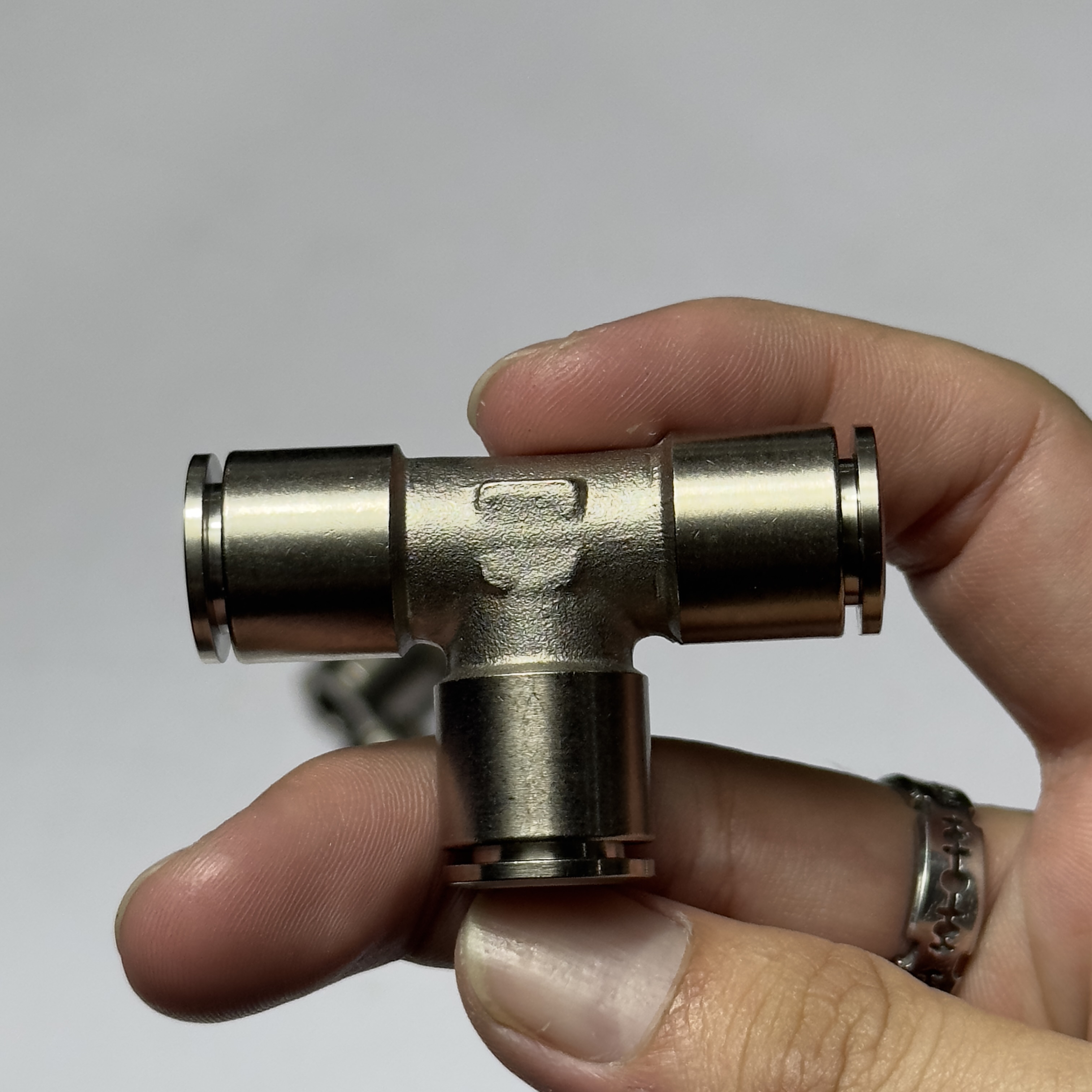 Alternative view of Đầu Nối Nhanh Chữ T Đồng Phi 10 CDC BUT 1000 Rẻ Nhất