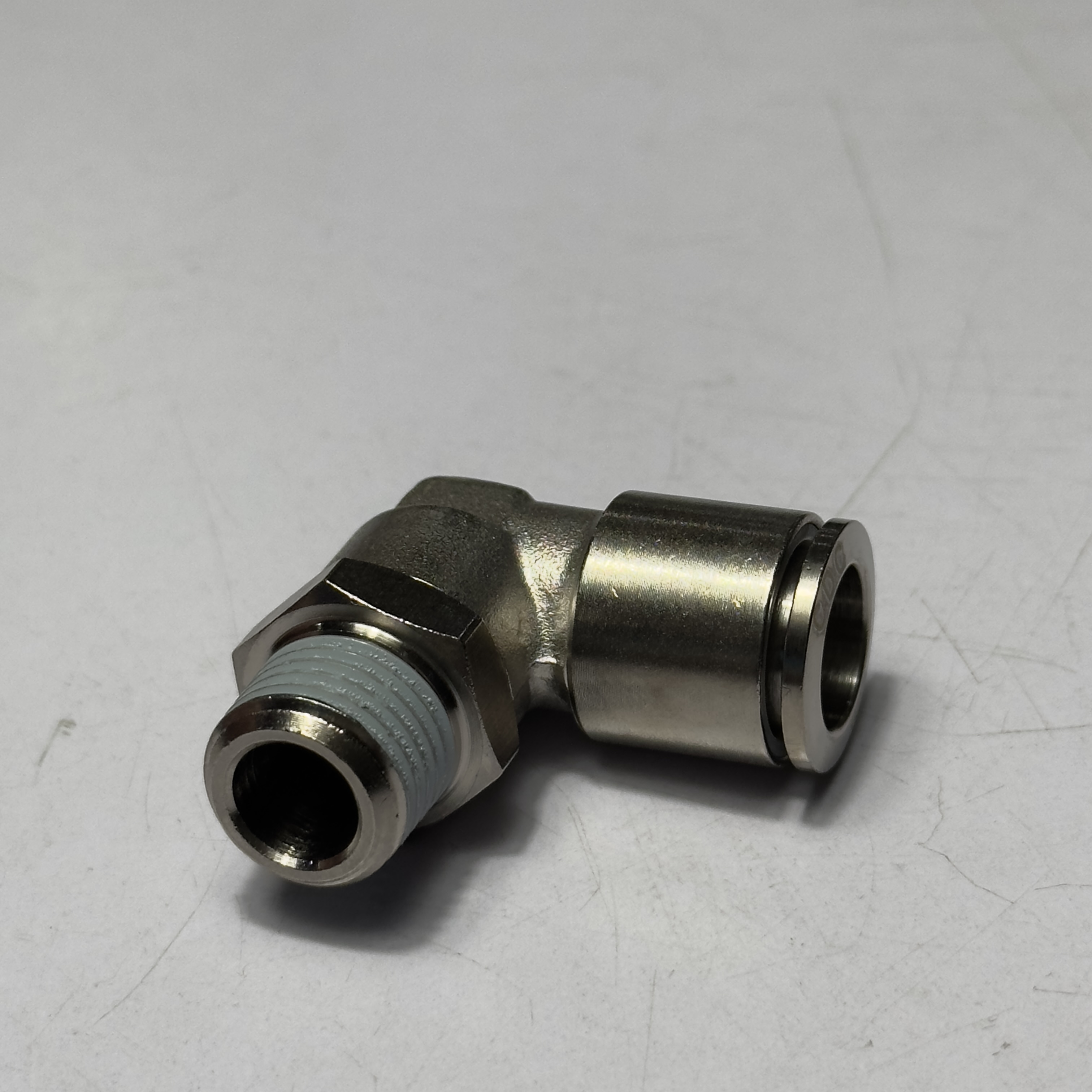 Alternative view of Đầu Nối Nhanh Đồng Cong Phi 10 Ren 1/4 CDC BPL 10R02 Rẻ