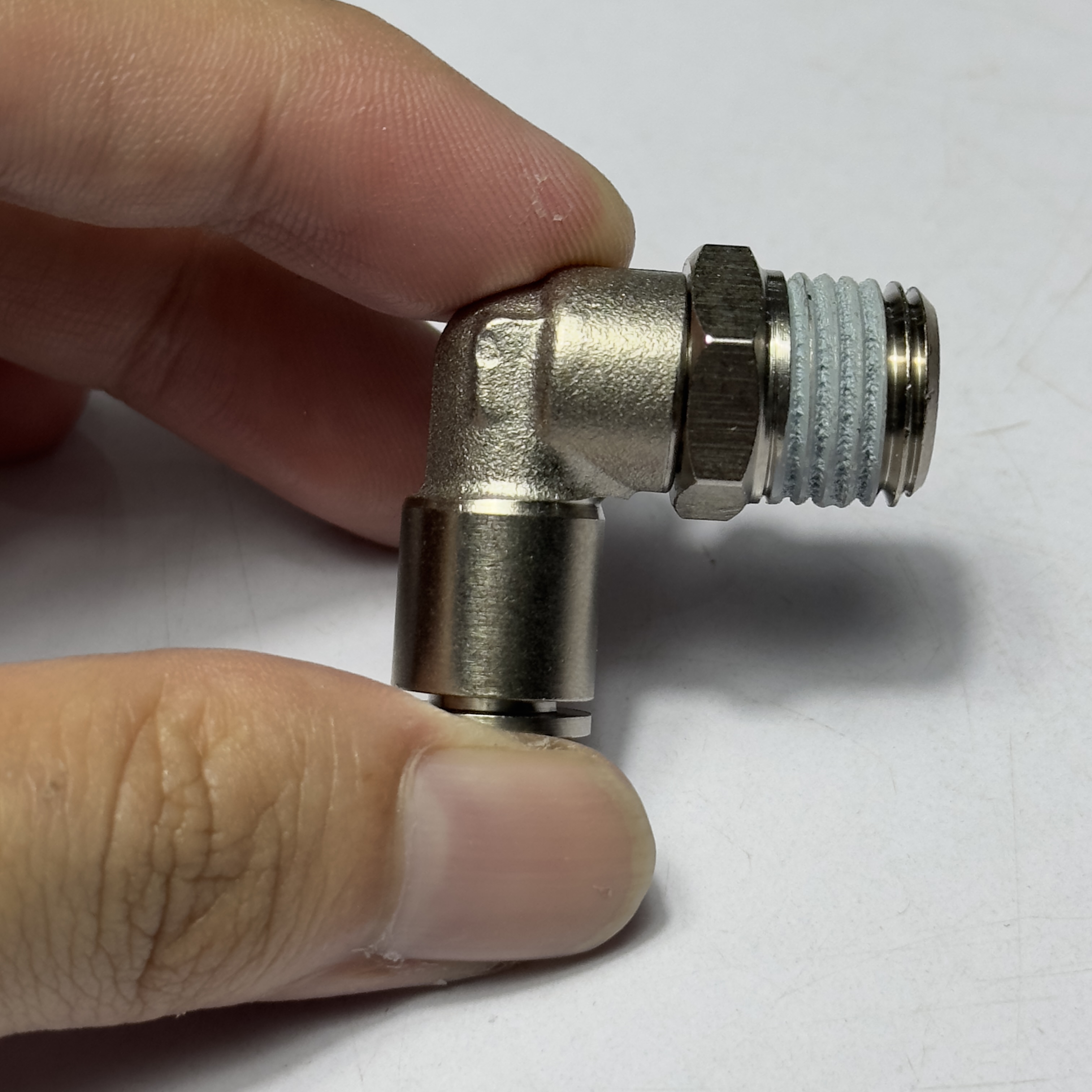 Alternative view of Đầu Nối Nhanh Đồng Cong Phi 6 Ren 1/4 CDC BPL 06R02 Giá Tốt