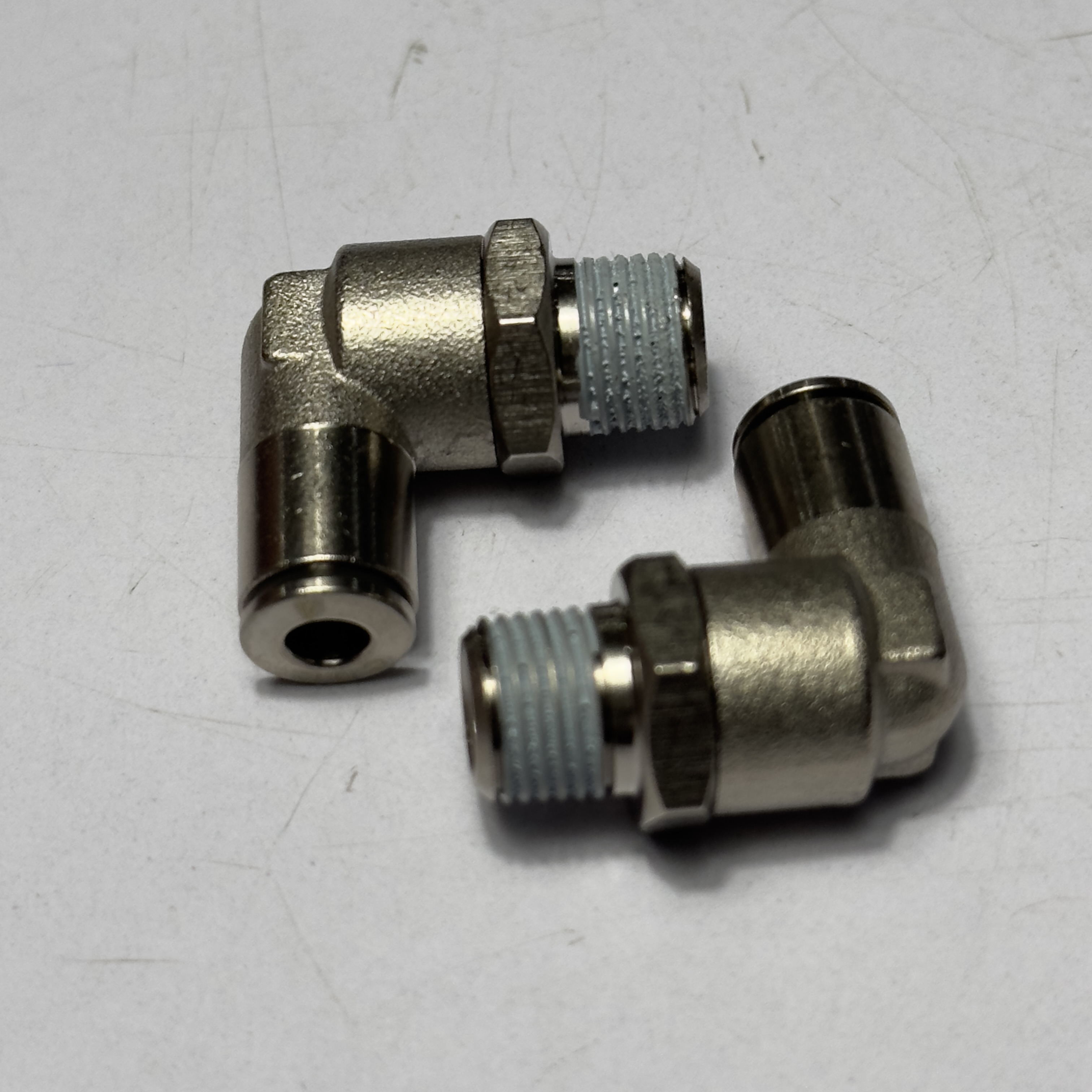 Alternative view of Đầu Nối Nhanh Đồng Cong Phi 4 Ren 1/8 CDC BPL 04R01 Rẻ Nhất