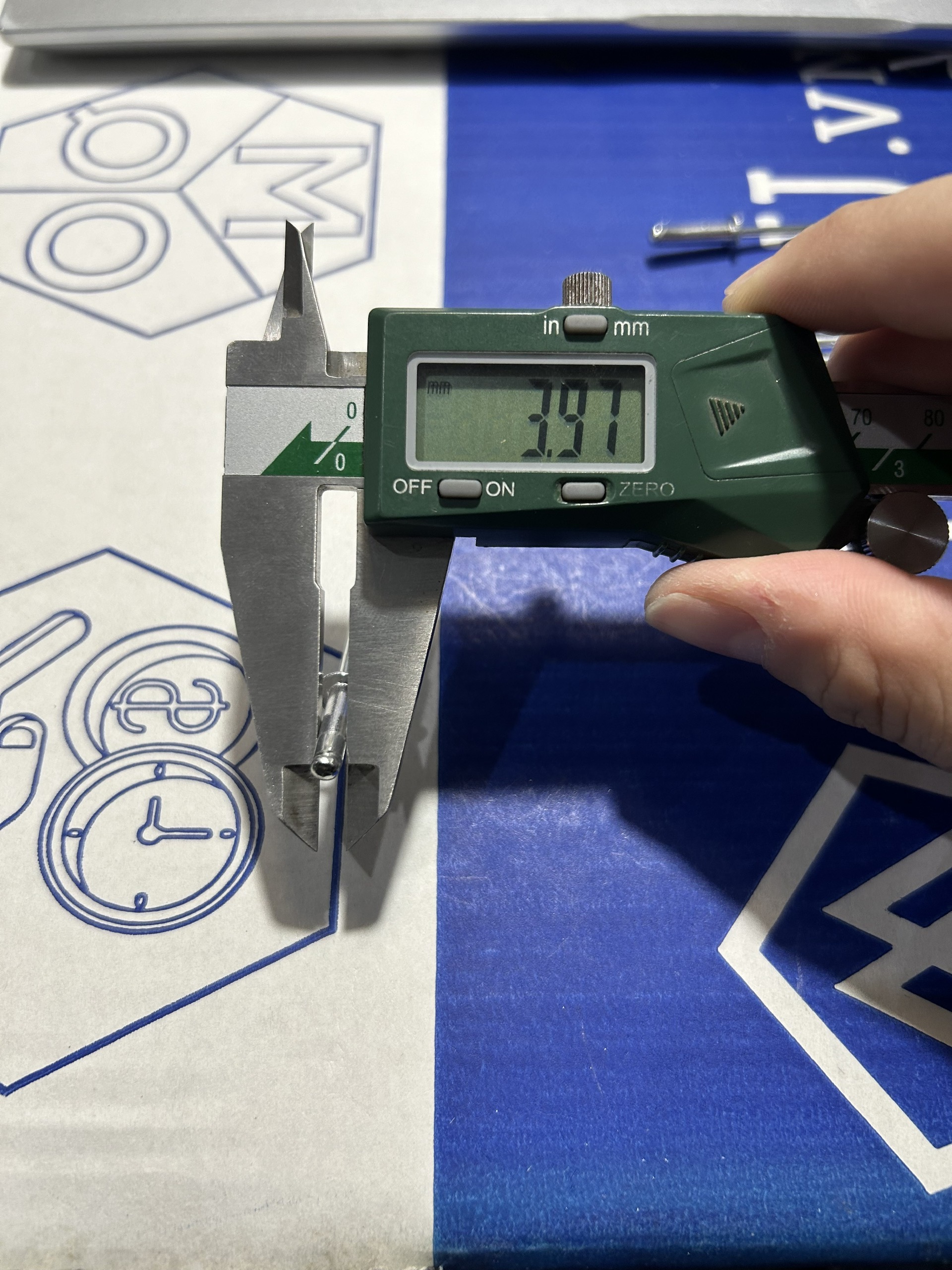 Alternative view of Rivet Nhôm OD4.0x16mm (497-500 Cái)