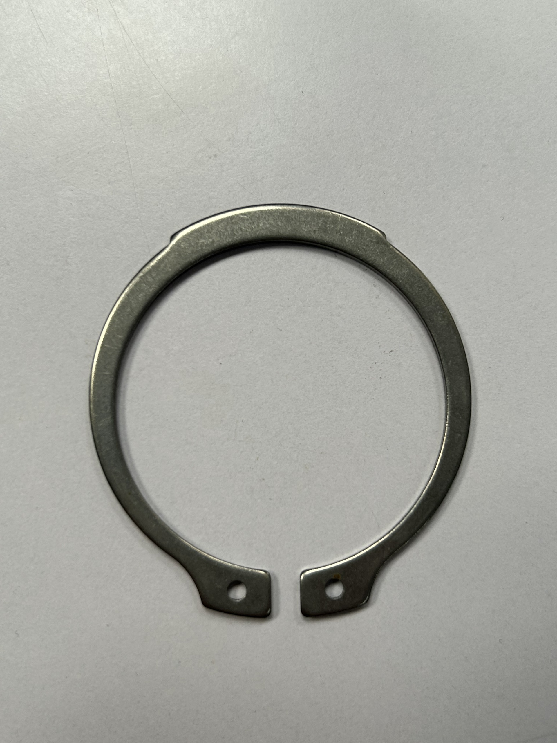 Alternative view of Phe Gài Trục Inox 420 DIN471 D39x1.75