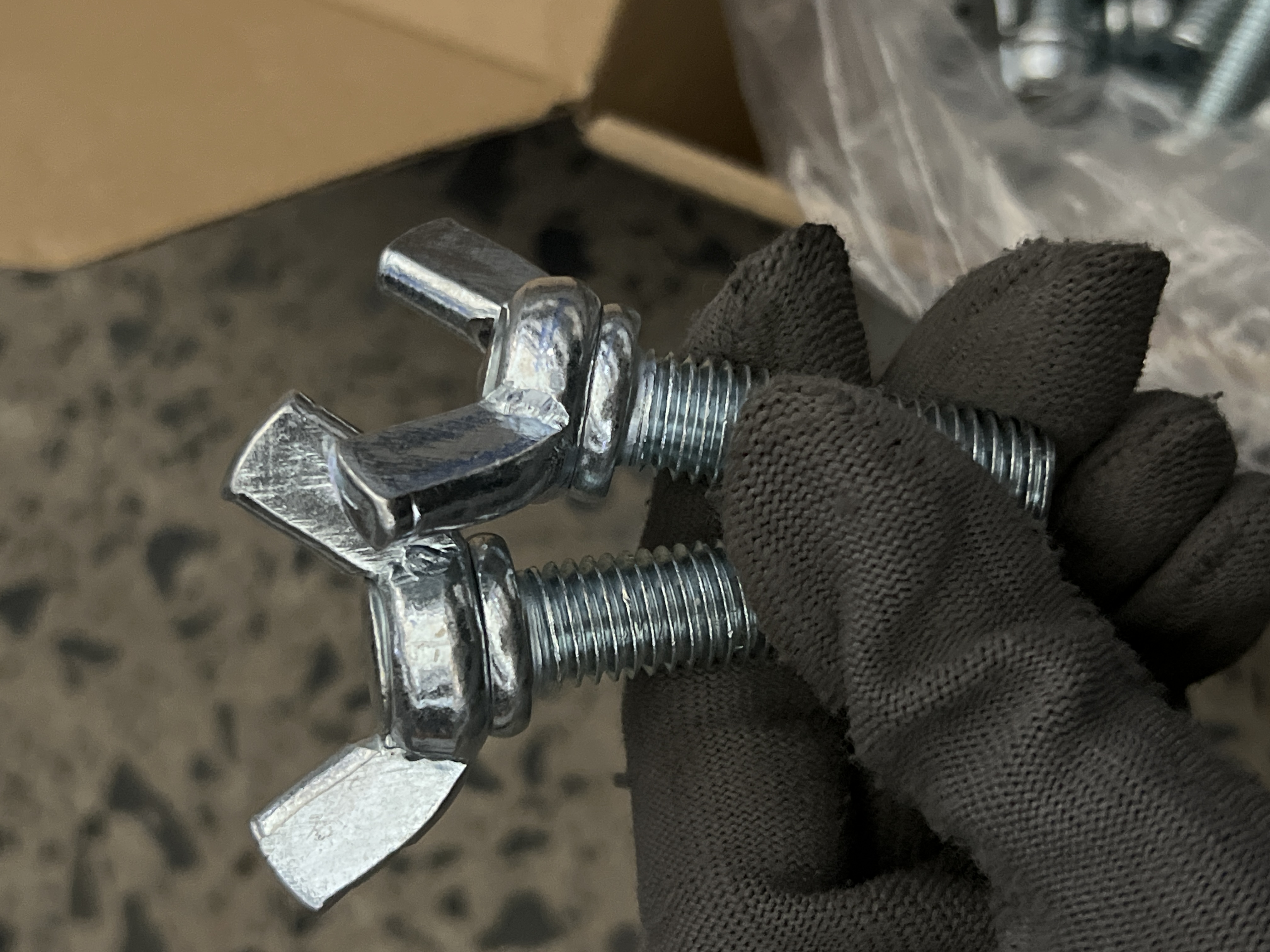 Alternative view of Bulong Cánh Chuồn Thép Mạ Kẽm M12x40