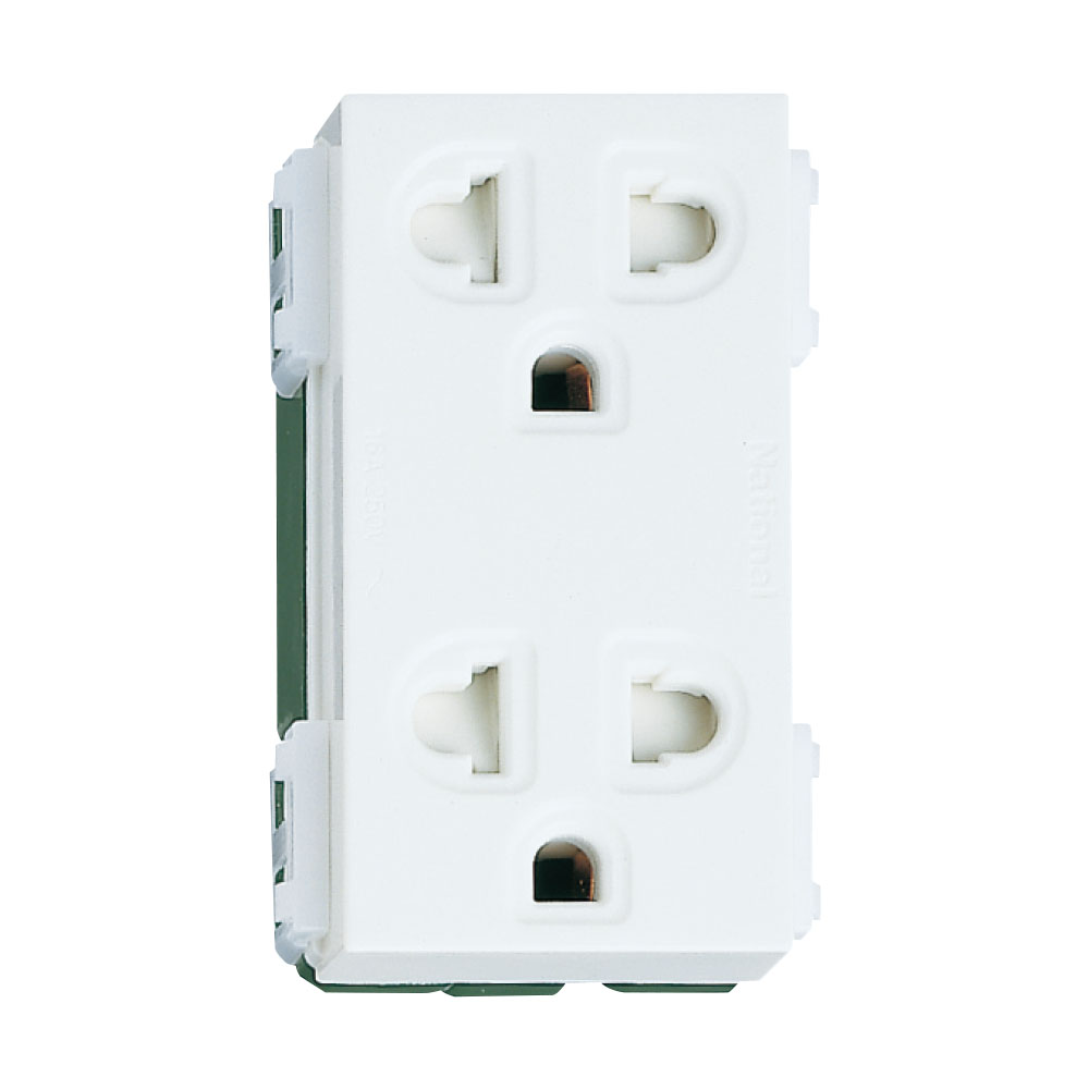 Ổ Cắm Đôi Có Màn Che và Dây Nối Đất Panasonic WEV1582-7SW Dòng Wide