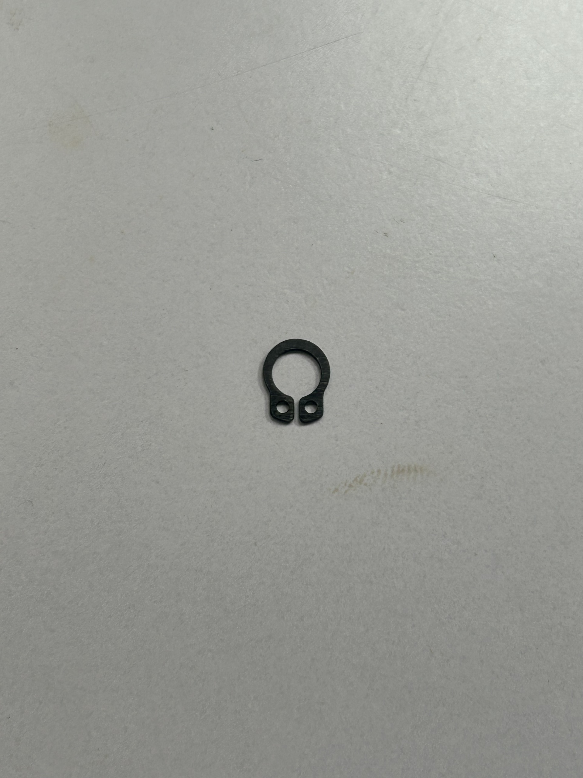 Alternative view of Phe Gài Trục Thép 65Mn DIN471 D8x0.8 (50Cái/Bịch)