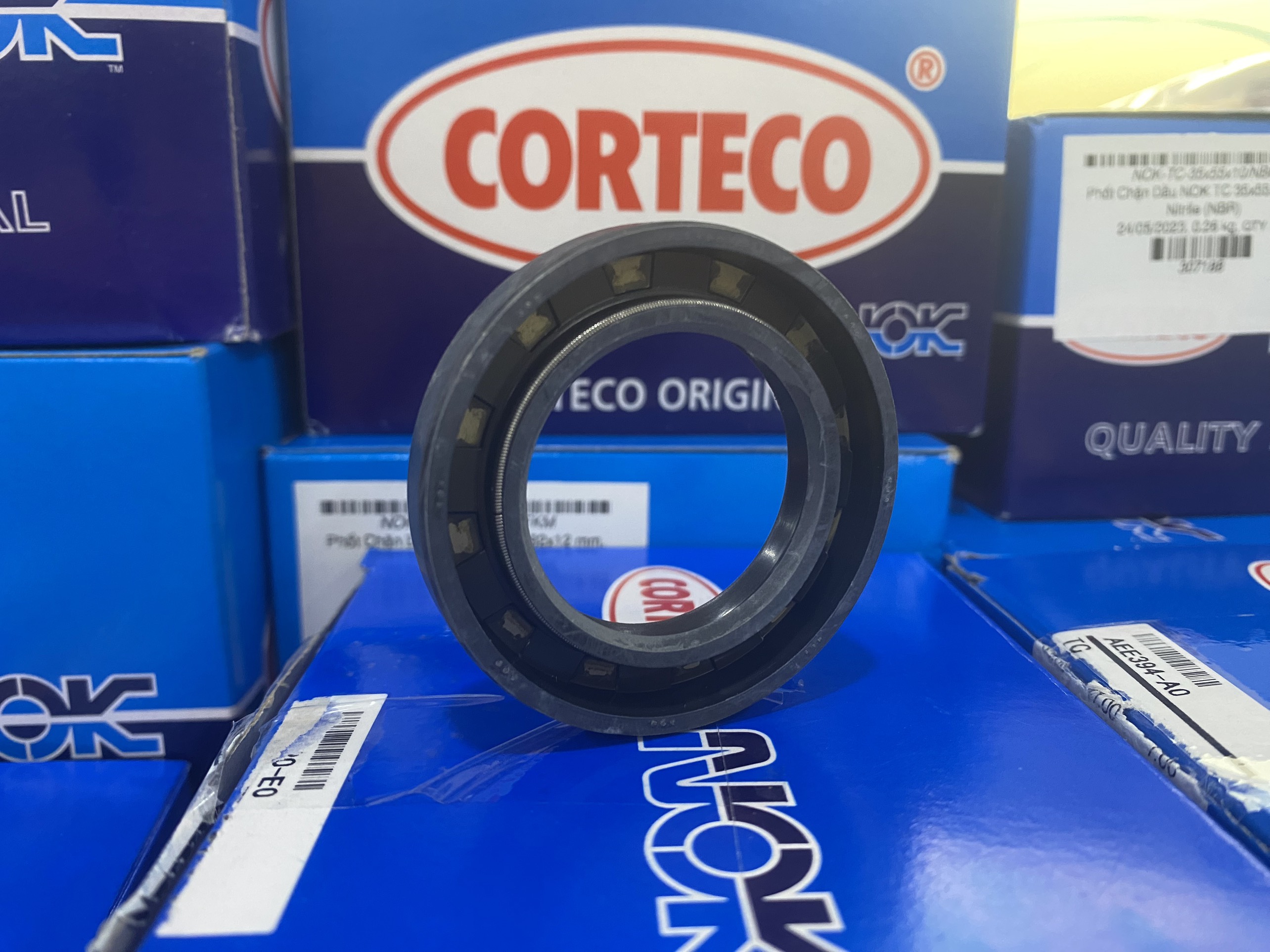 Phớt Chắn Dầu NOK TC 22x35x8 mm, Nitrile (NBR)