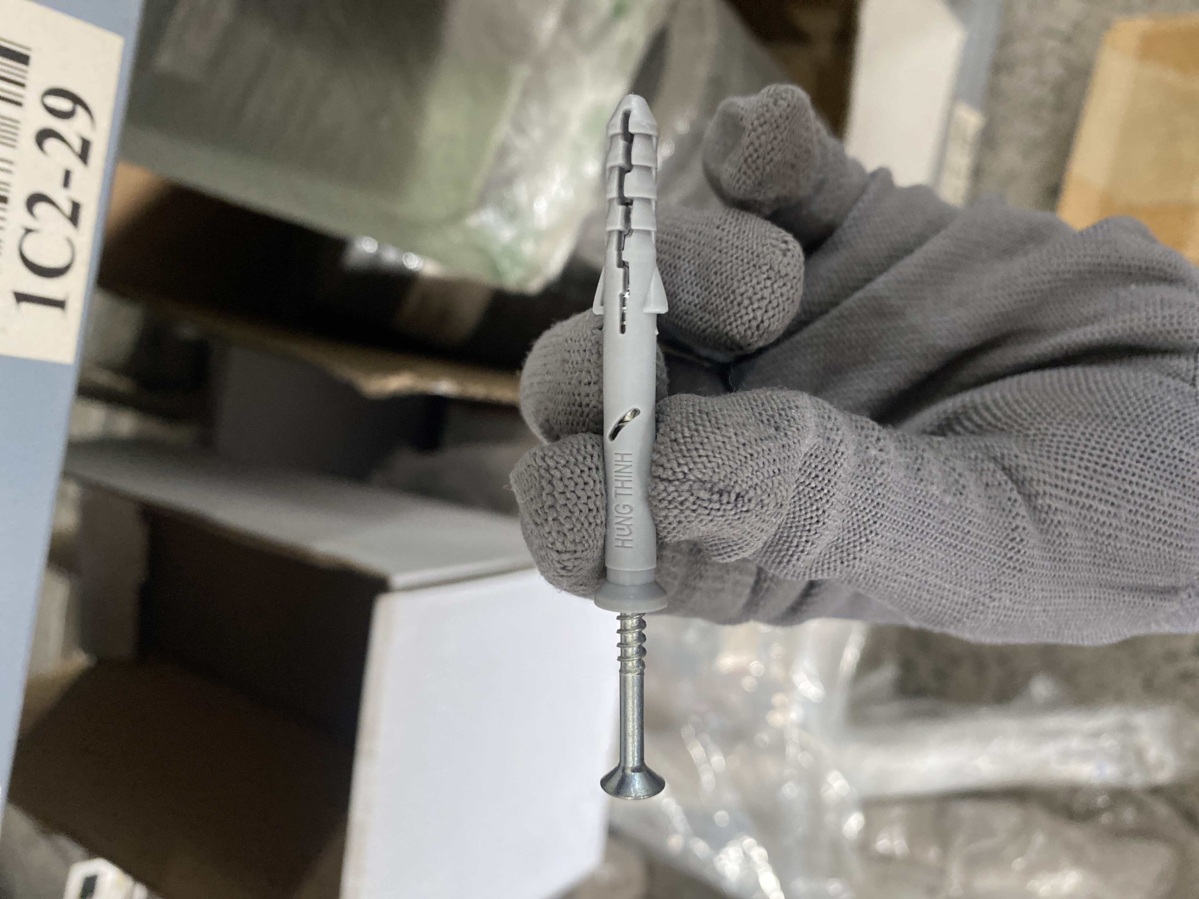 Tắc Kê Khung Bao Liền Hưng Thịnh Màu Xám (Bộ Nhựa - Vit) Ø6 x 60mm (100 Cái) - Ảnh 3