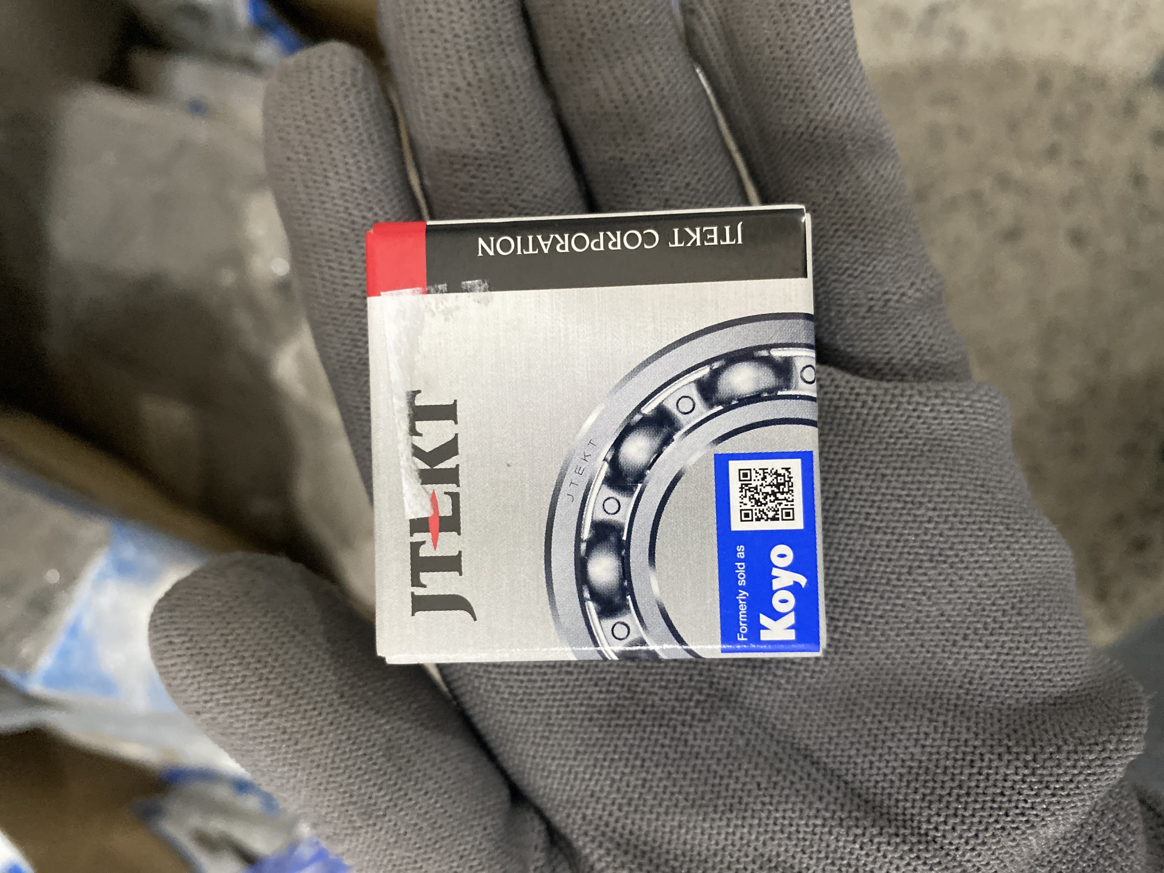 Vòng Bi Cầu Rãnh Sâu KOYO 6203 ZZ (17x40x12) - Chính Hãng - Giá Tốt - Đủ Loại - Ảnh 4